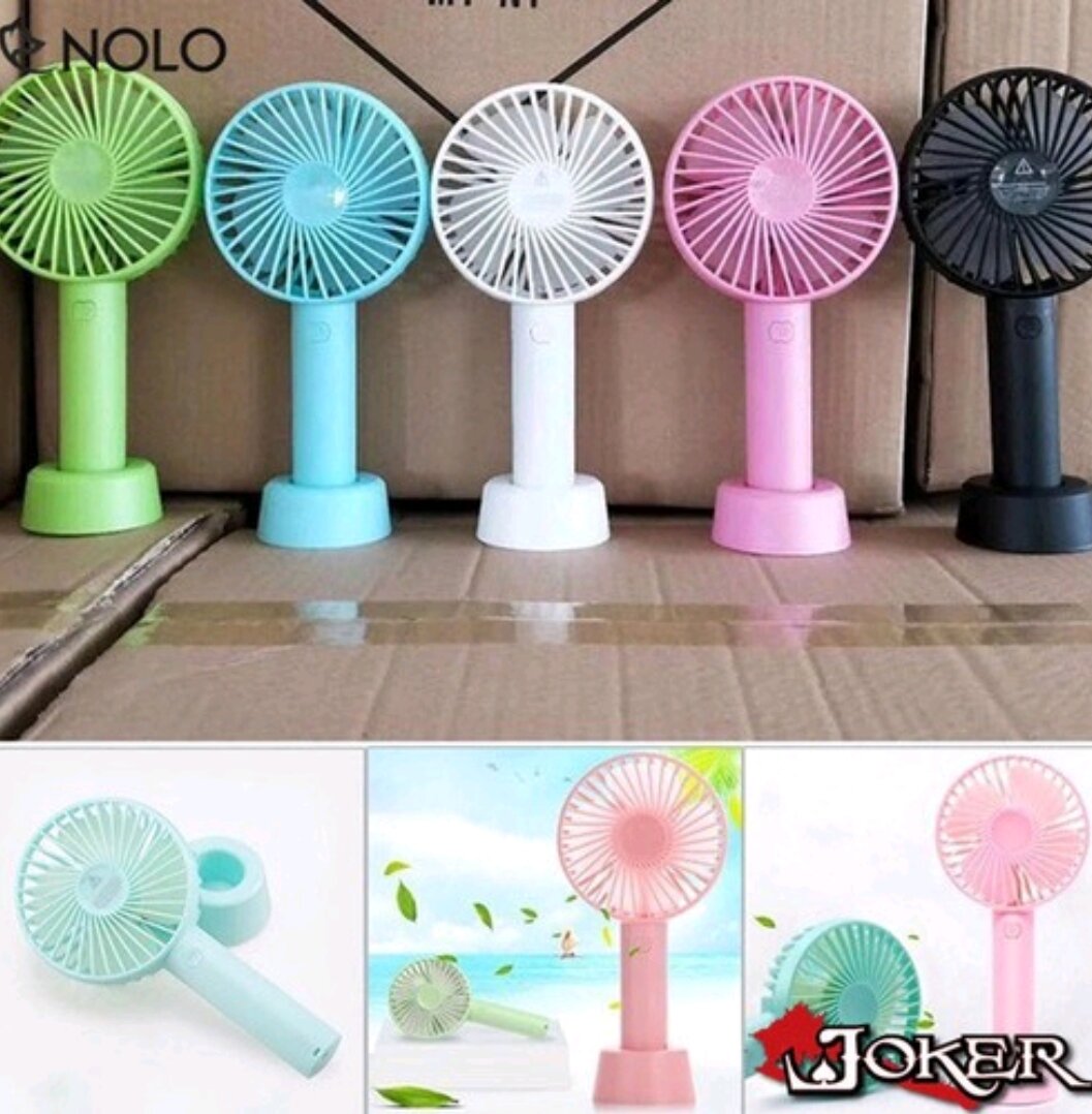 Quạt mini cầm tay tích điện 3 chế độ gió.
