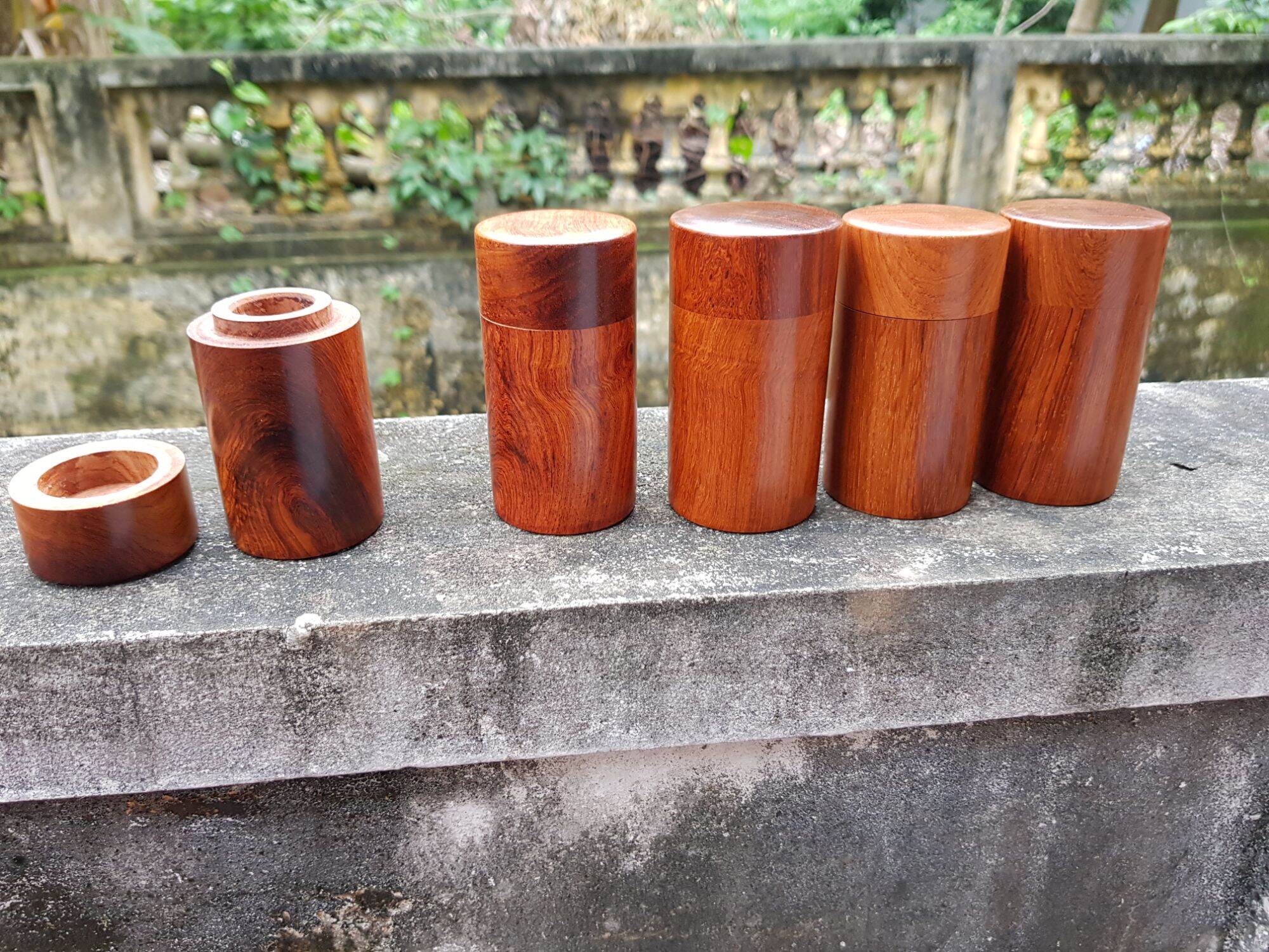 Lọ tăm gỗ hương hình trụ