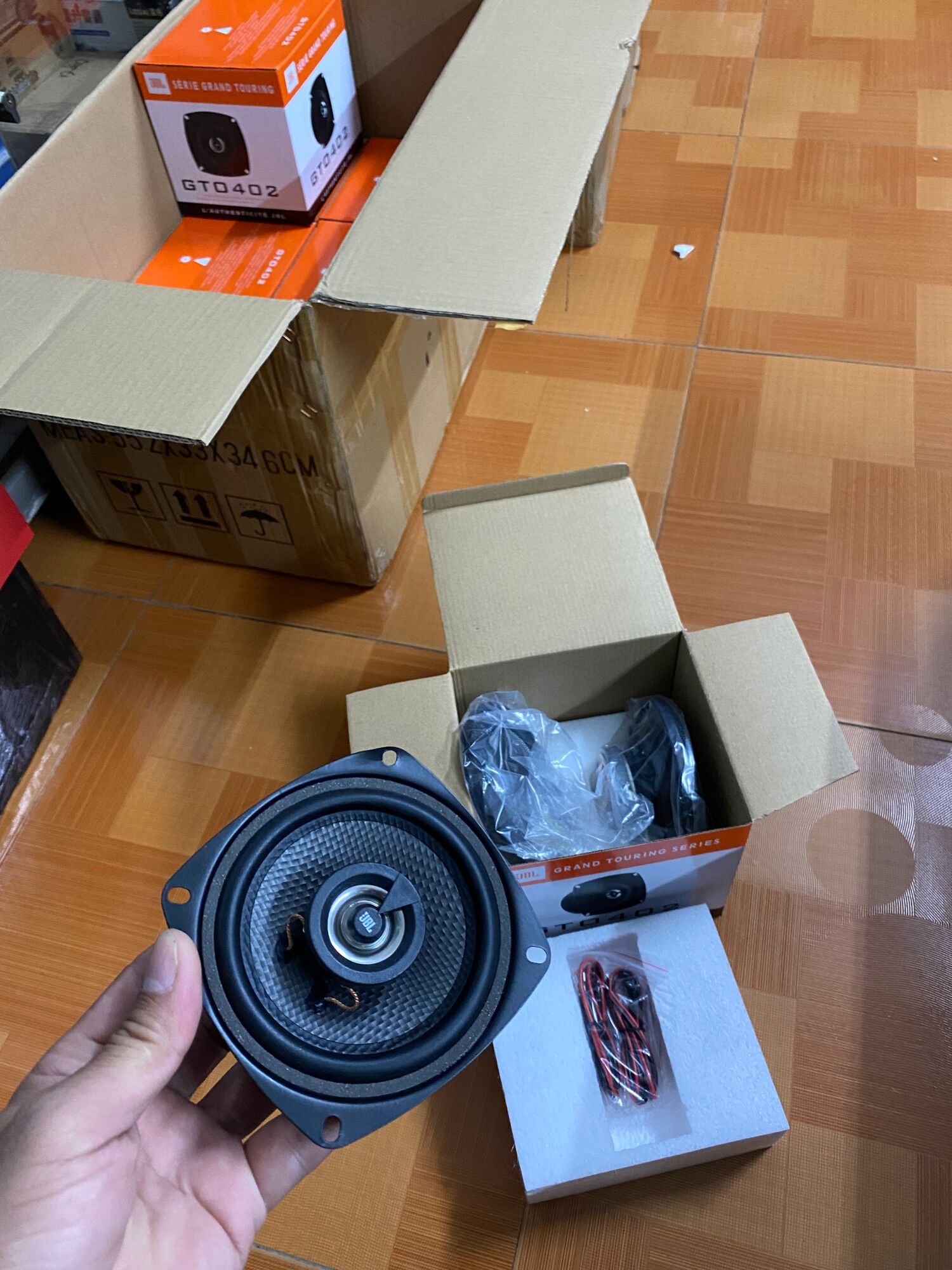 Loa cánh cửa JBL 4, 5, 6 inch
