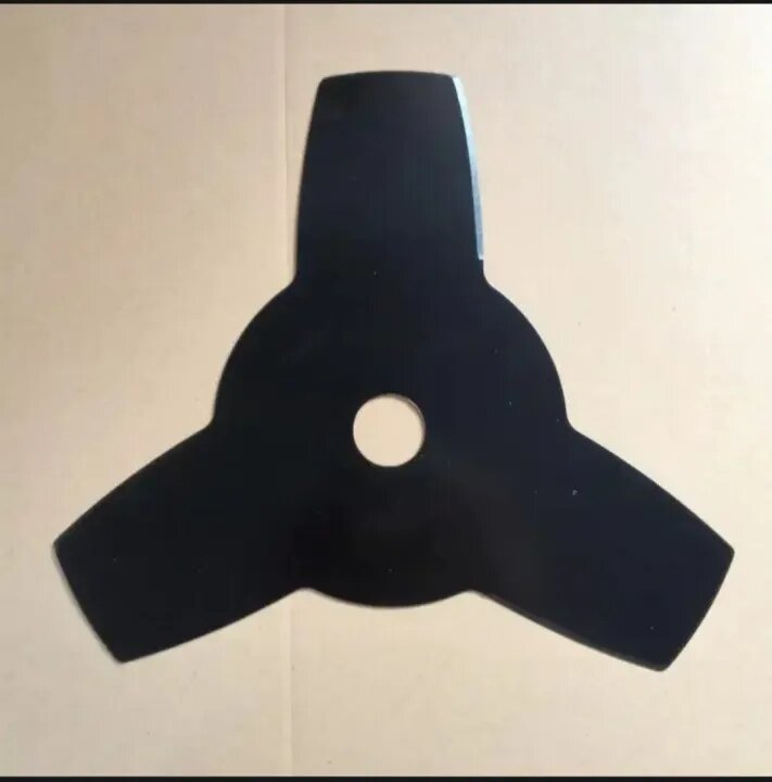 Lưỡi dao cắt cỏ màu đen dài 305mm