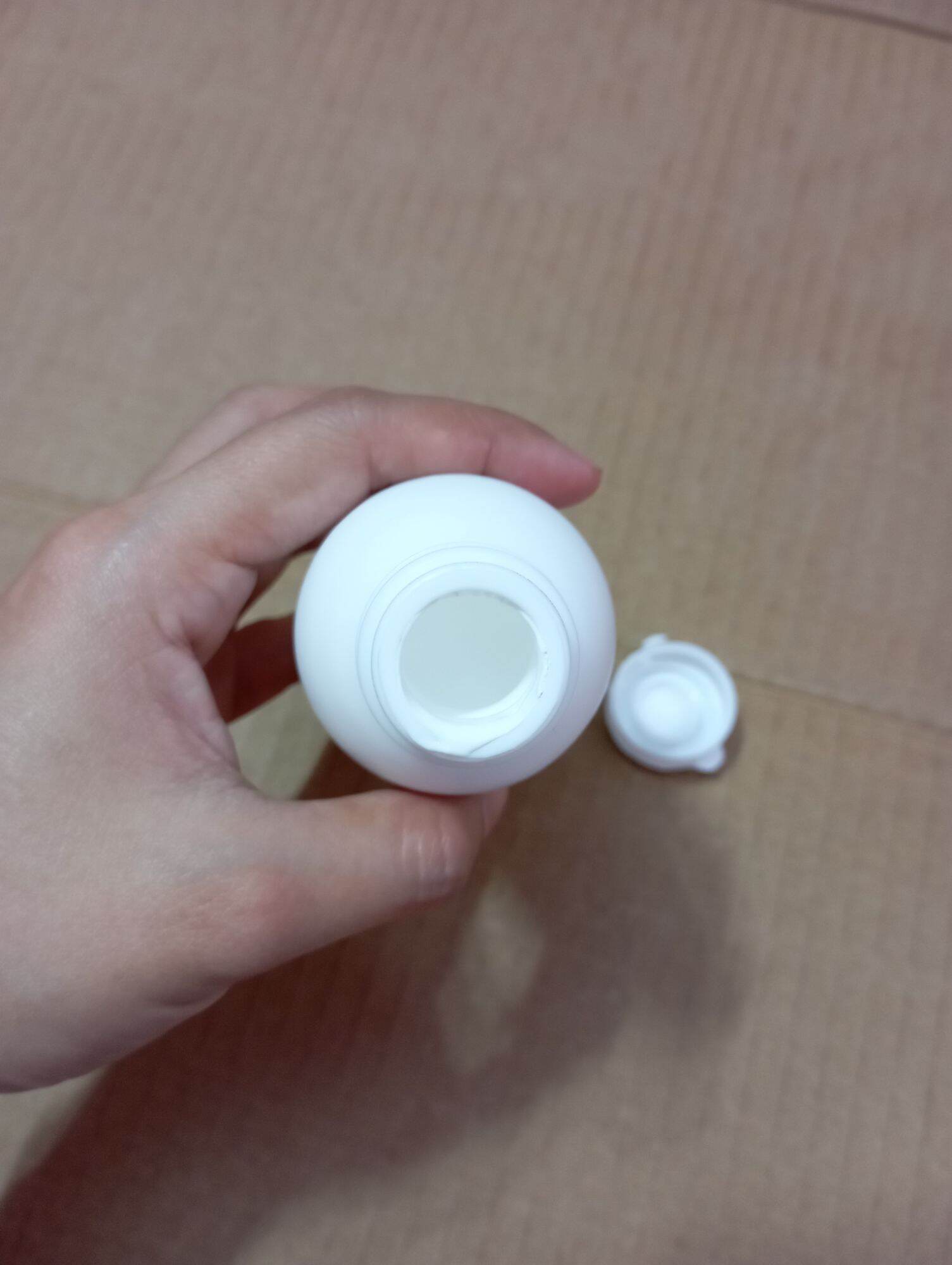 kem sữa non, cấp ẩm, dưỡng trắng, mịn da 100ml