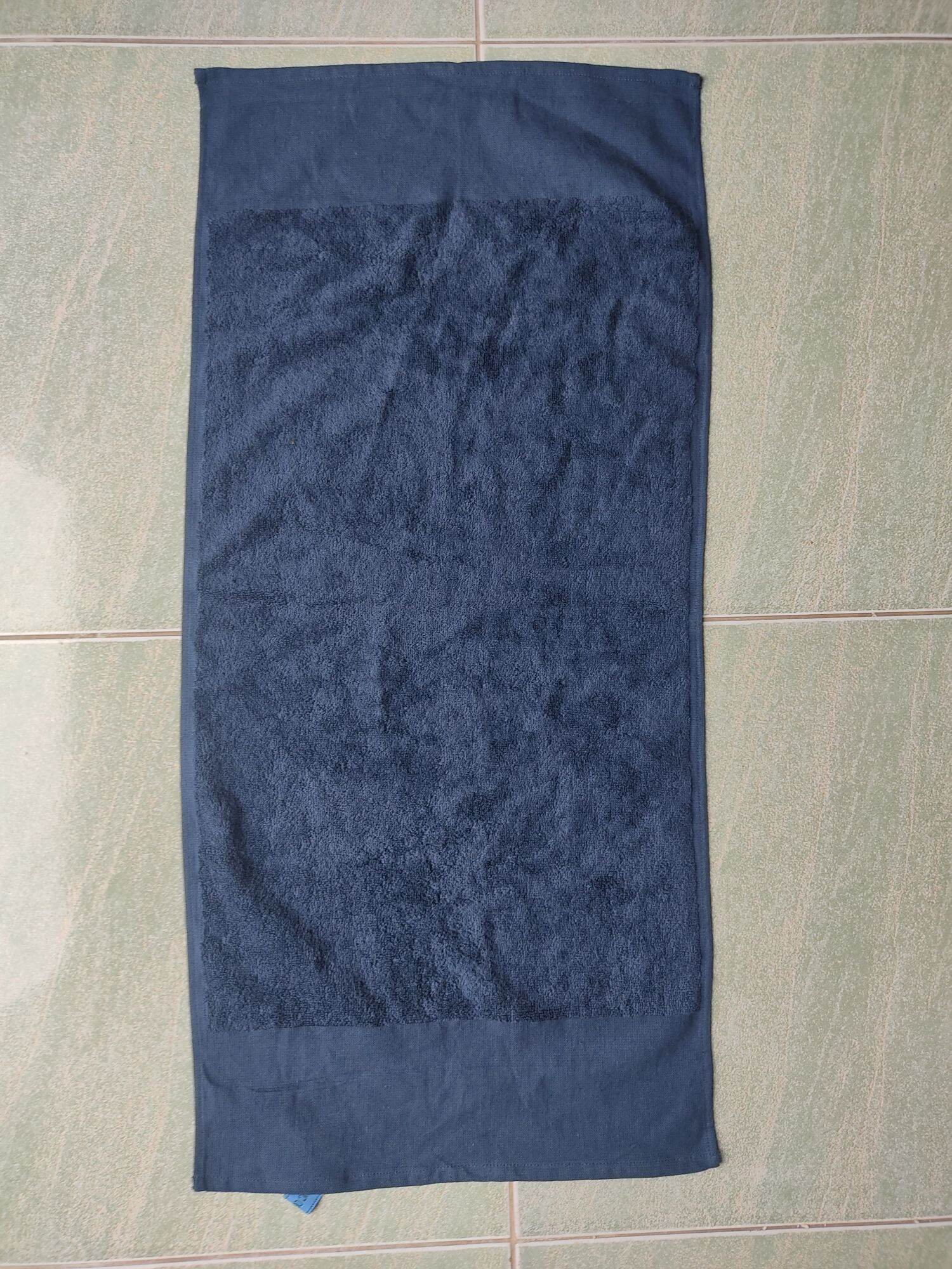 Khăn mặt (khăn tắm) màu xanh đậm