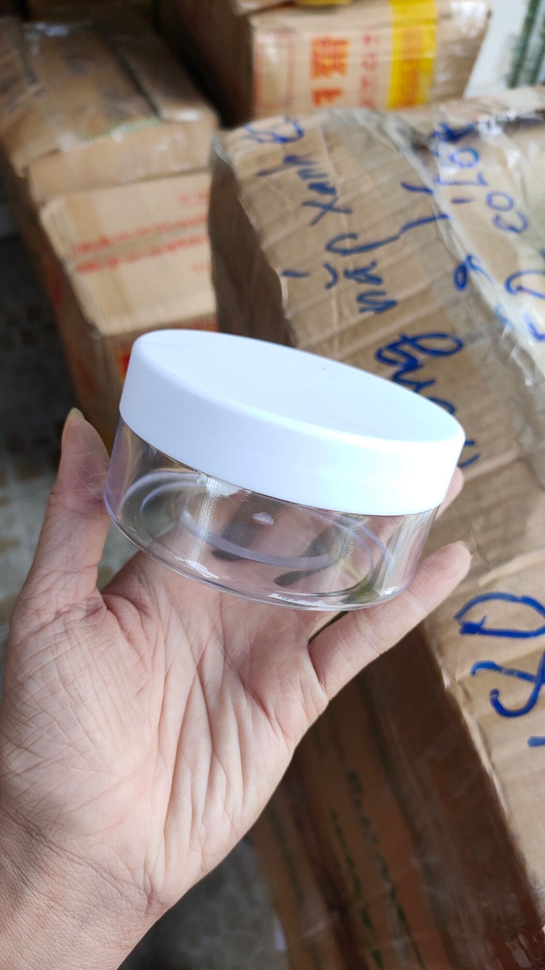 Hủ kiếng trong 200g-nắp trắng đục-có nắp lót
