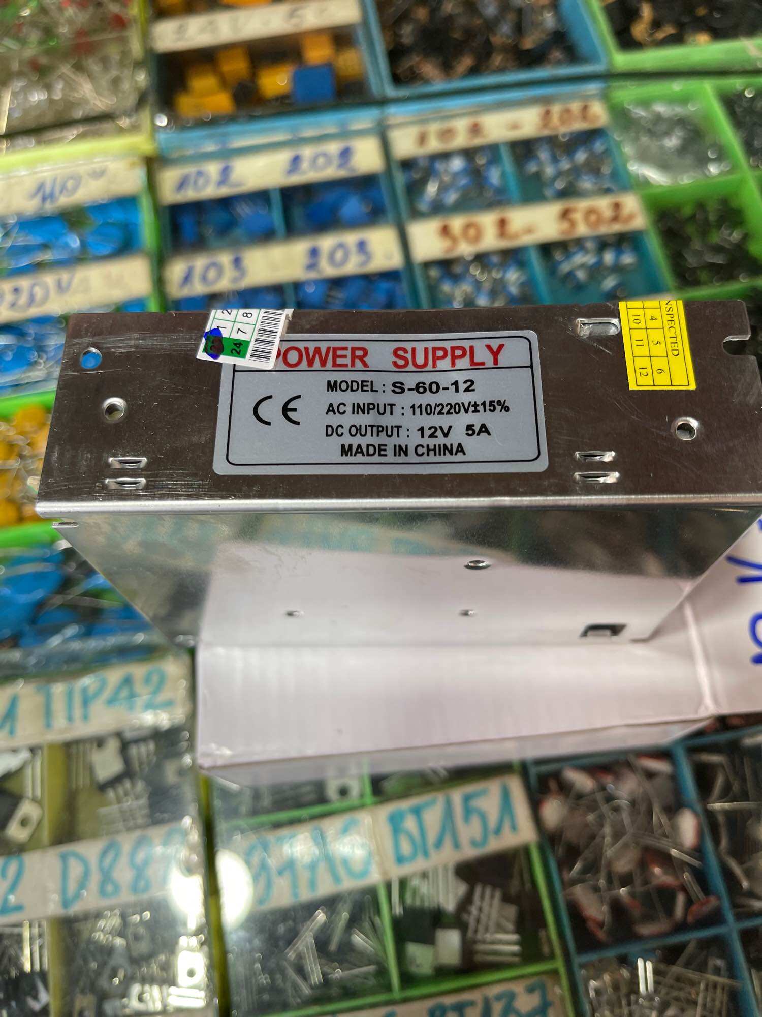 Nguồn 12v5a tổ ong