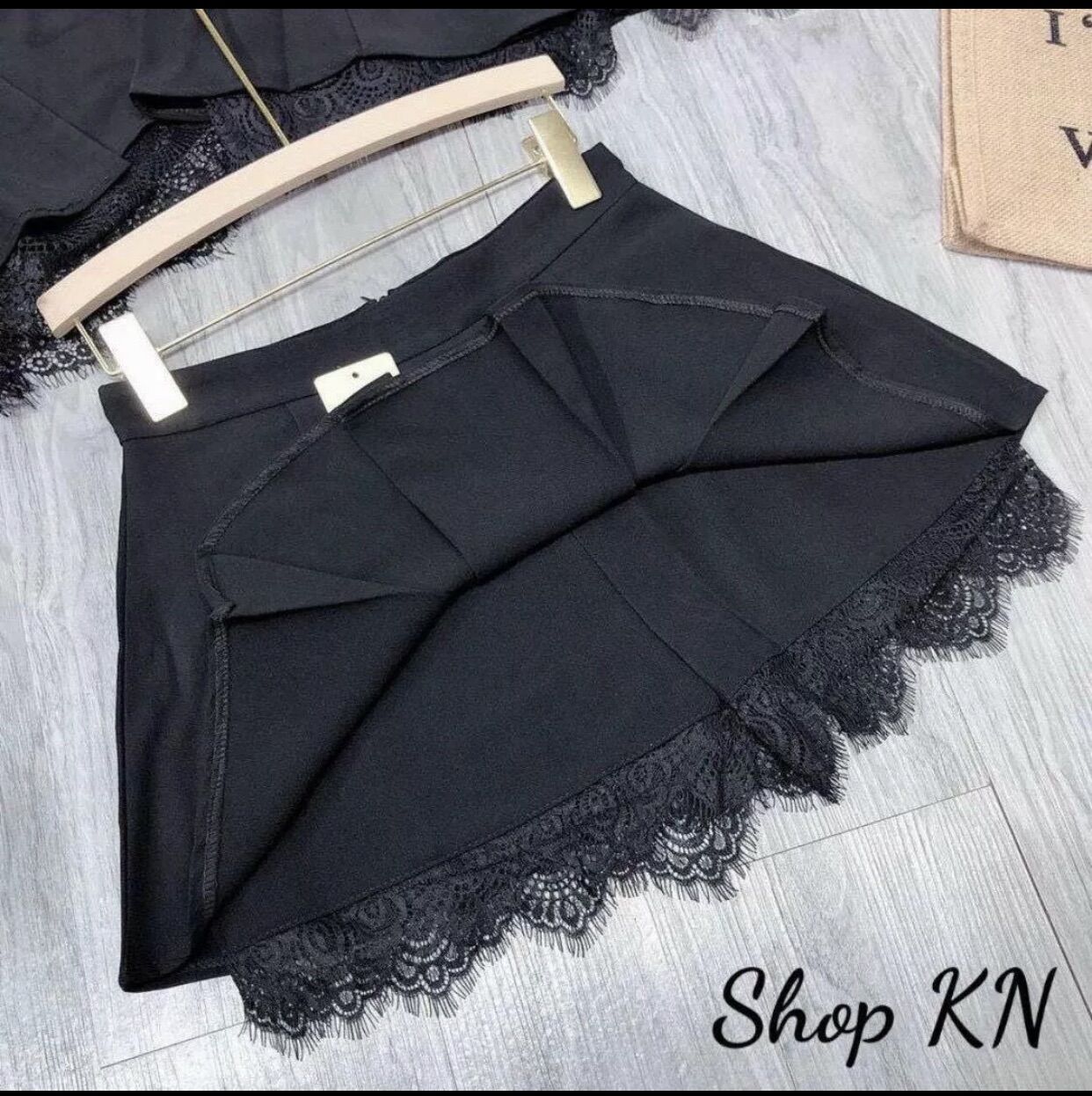 QUẦN VÁY PHỐI REN XẾP LY