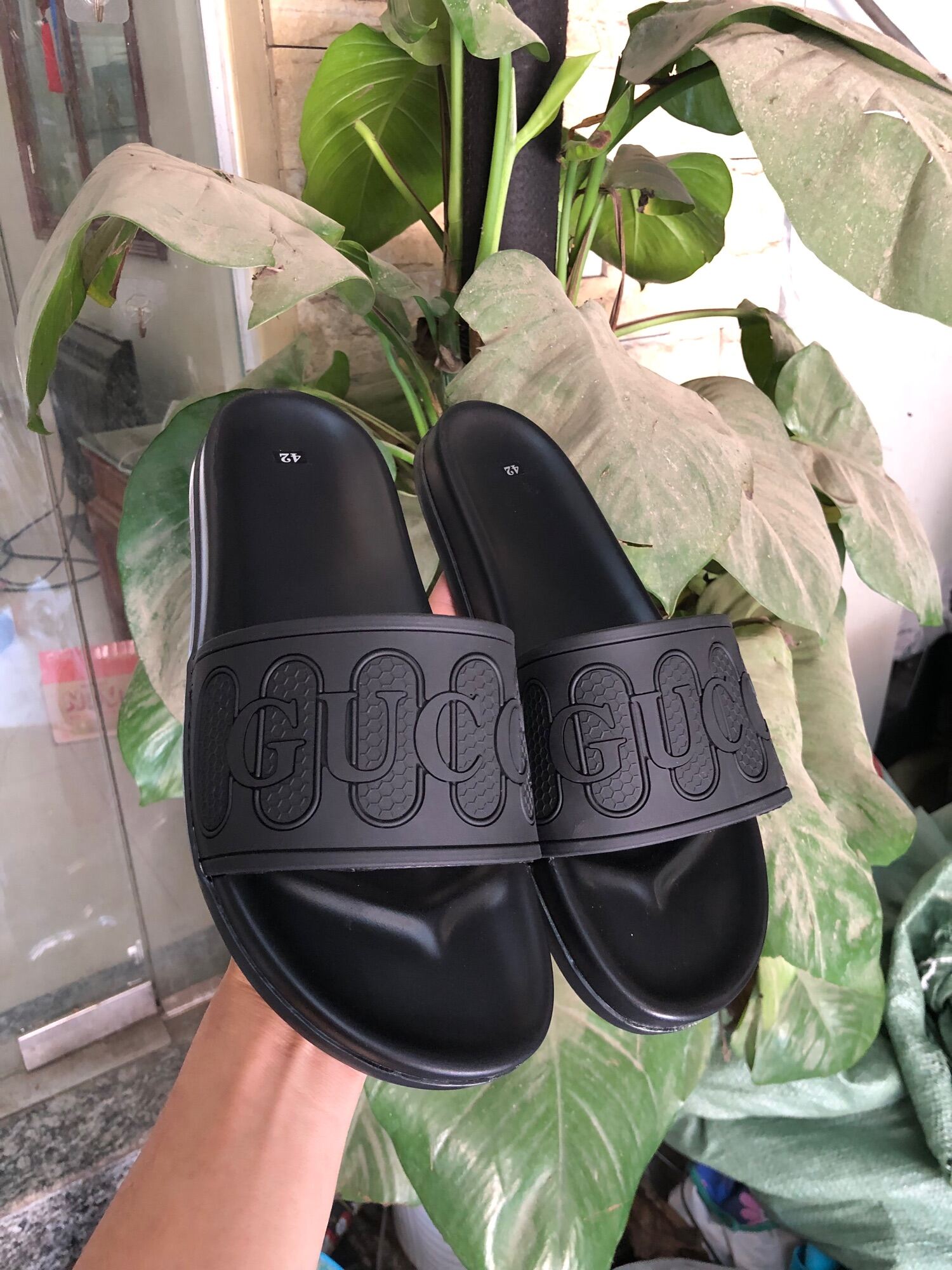 Dép quai ngang đế đúc liền khối cao 3 phân