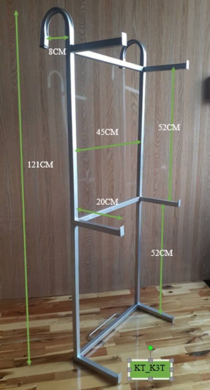 Combo móc treo ban công 3 tầng bao gồm Chậu