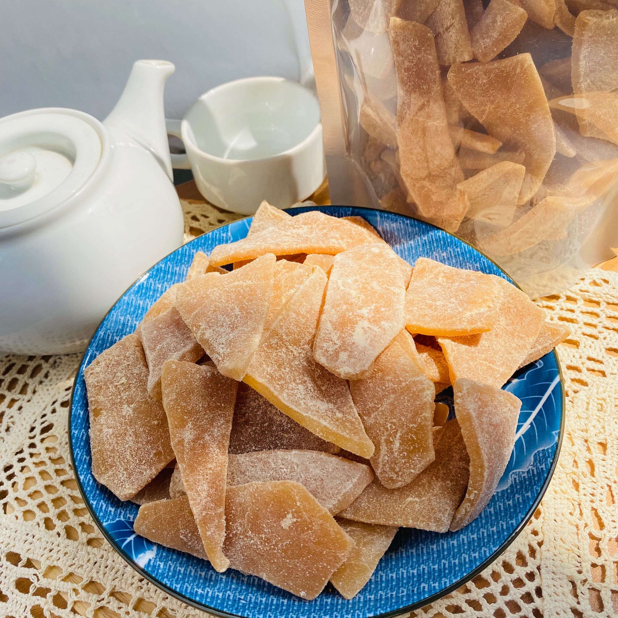 Mứt dừa non dạng miếng sên đường thốt nốt nhà làm, chuẩn ngon loại 1