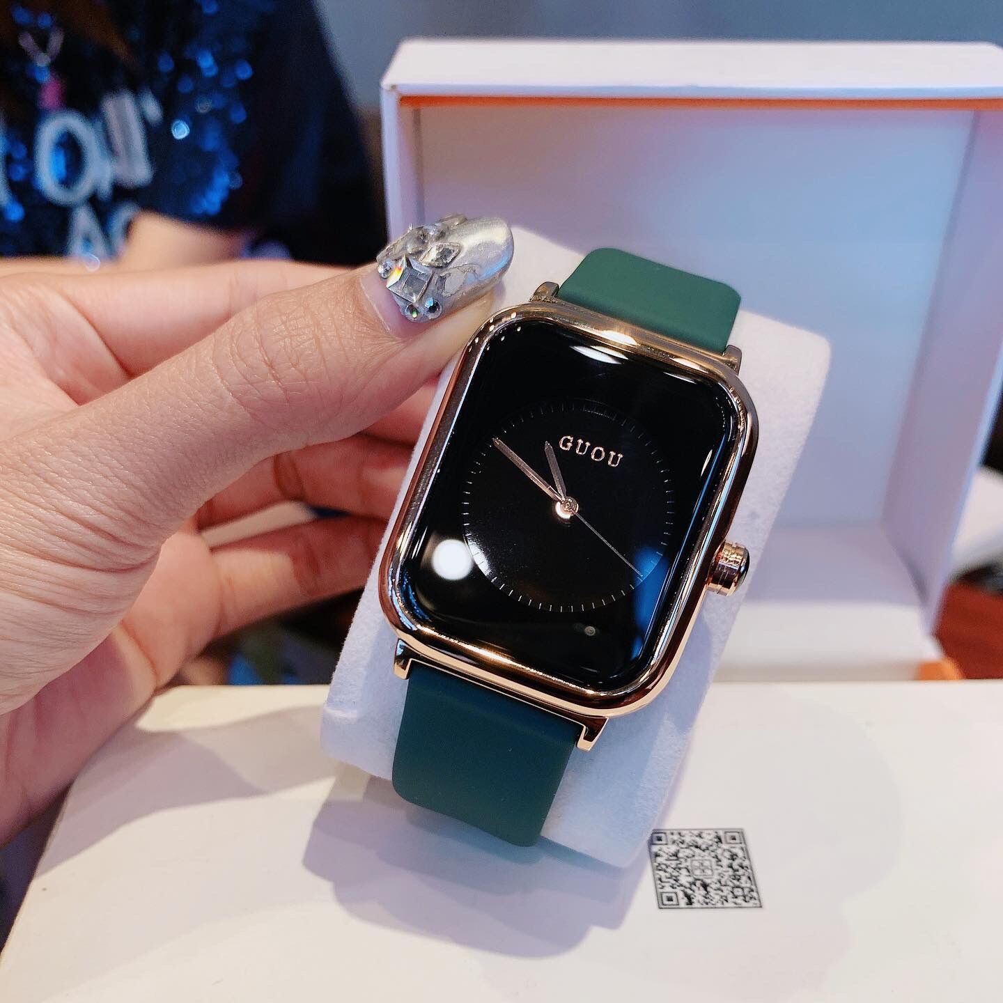 Đồng hồ nữ guou