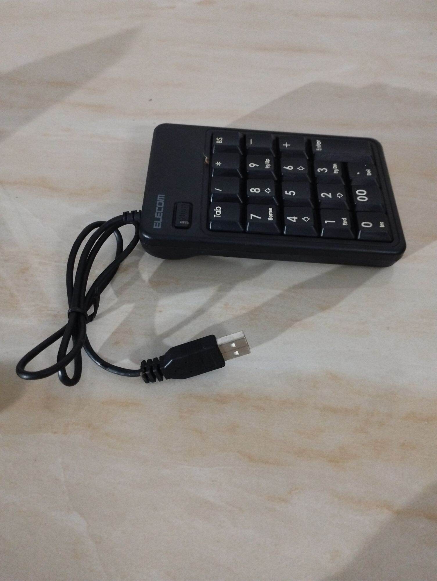 Bàn phím số ELECOM TK-TCM009BK, hàng si Nhật