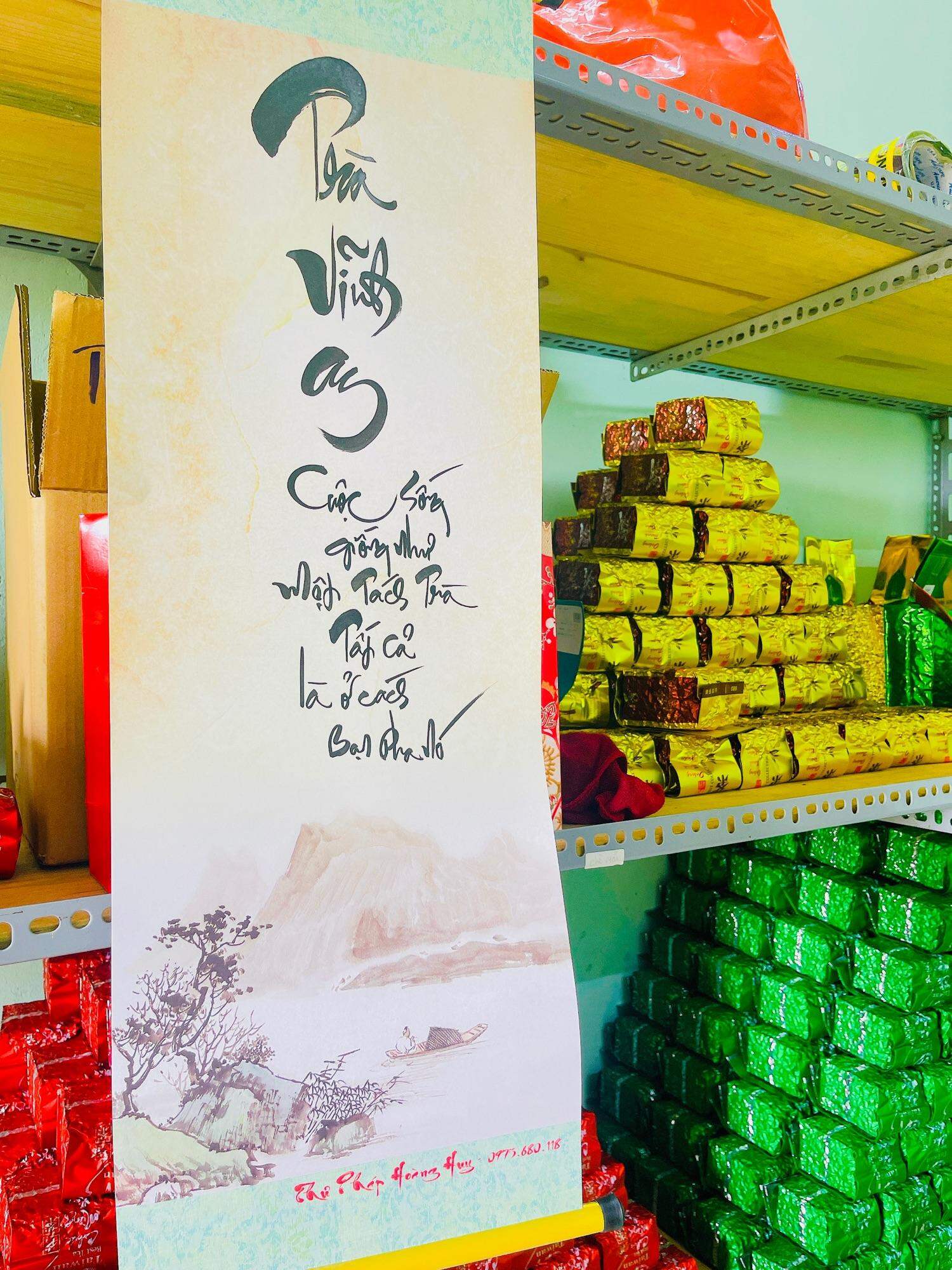 Combo 4 loại trà cao cấp Vĩnh An 800gr( quế hoa, olong sữa, tứ quý 1, Vĩnh An)