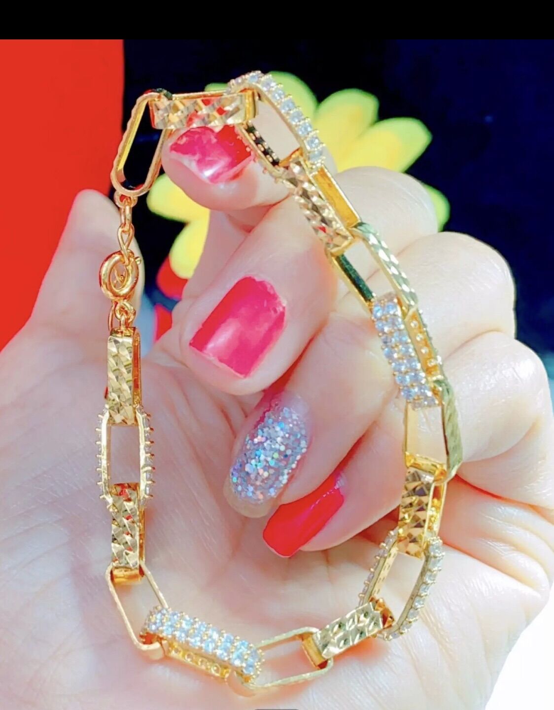 Lắc tay nữ kiểu xích vuông chạm xoàn mạ vàng 18k cực xinh