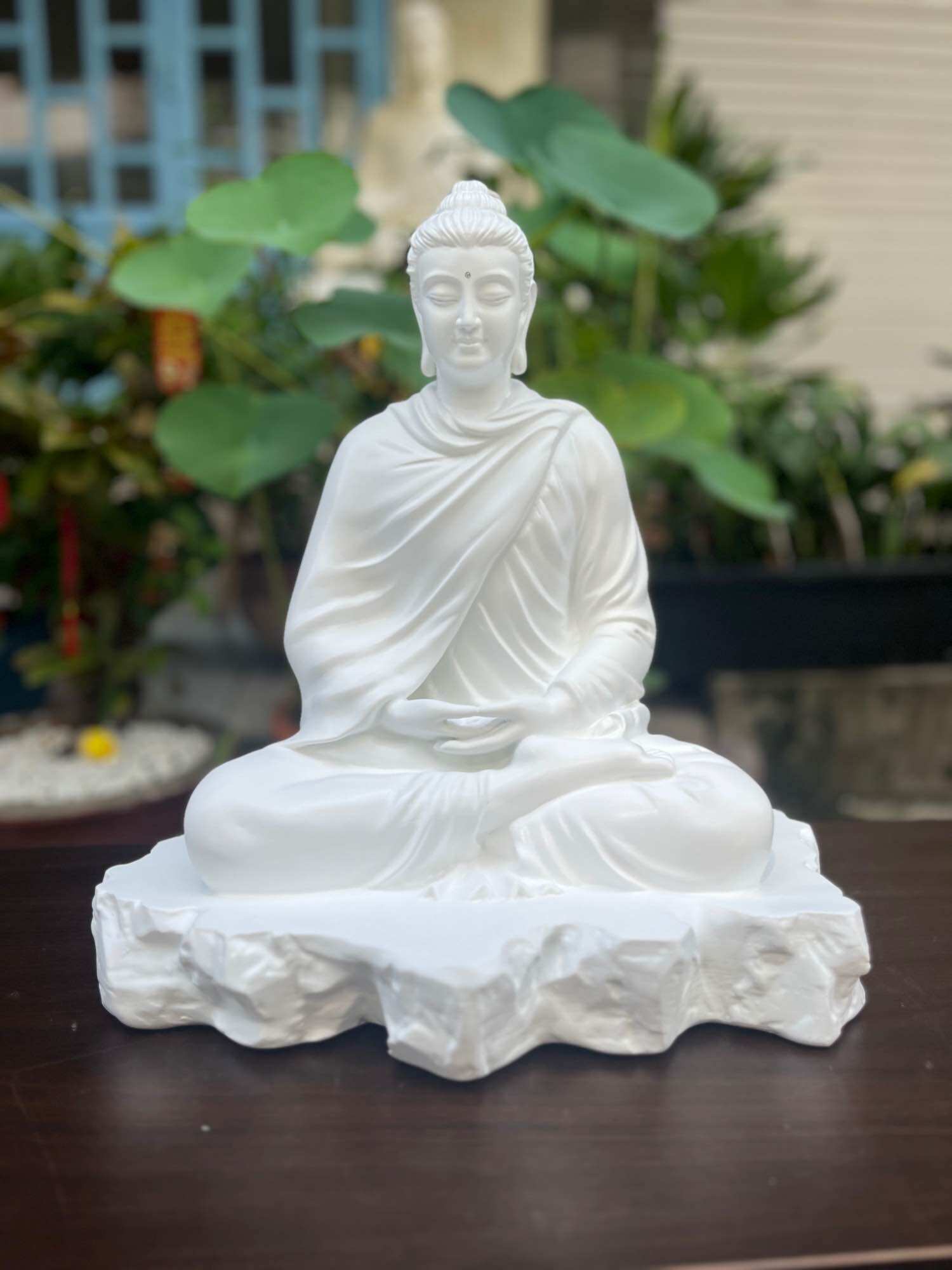 Tôn tượng bổn sư đế đá cao 40cm