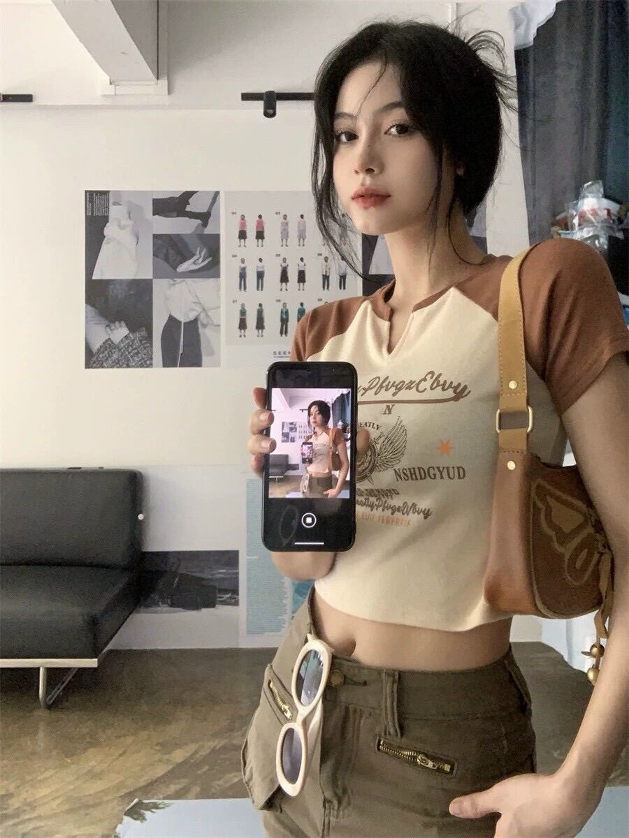 Áo croptop phối tay đôi cánh BG