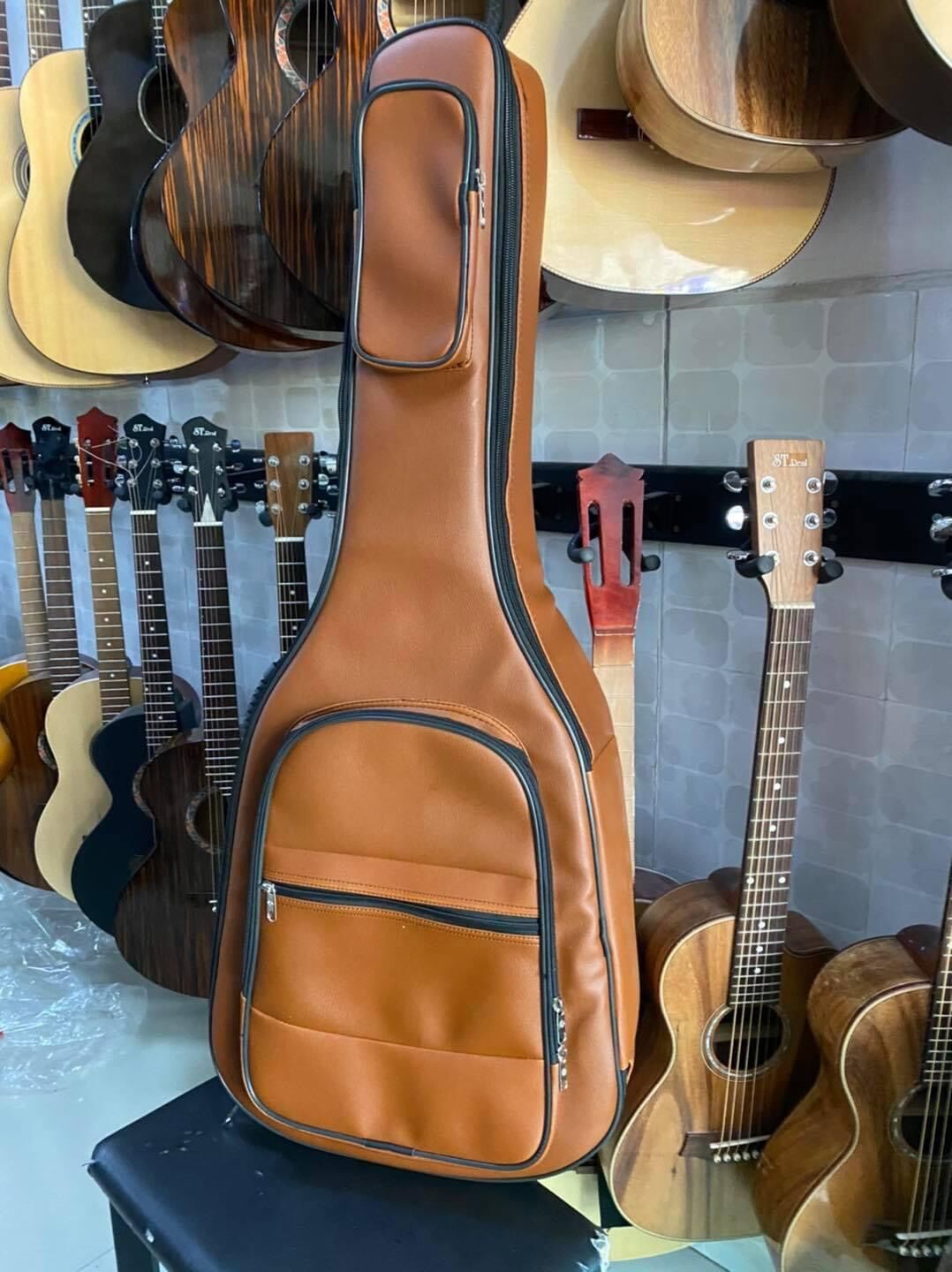 Bao da guitar 5 lớp chất da siêu dầy