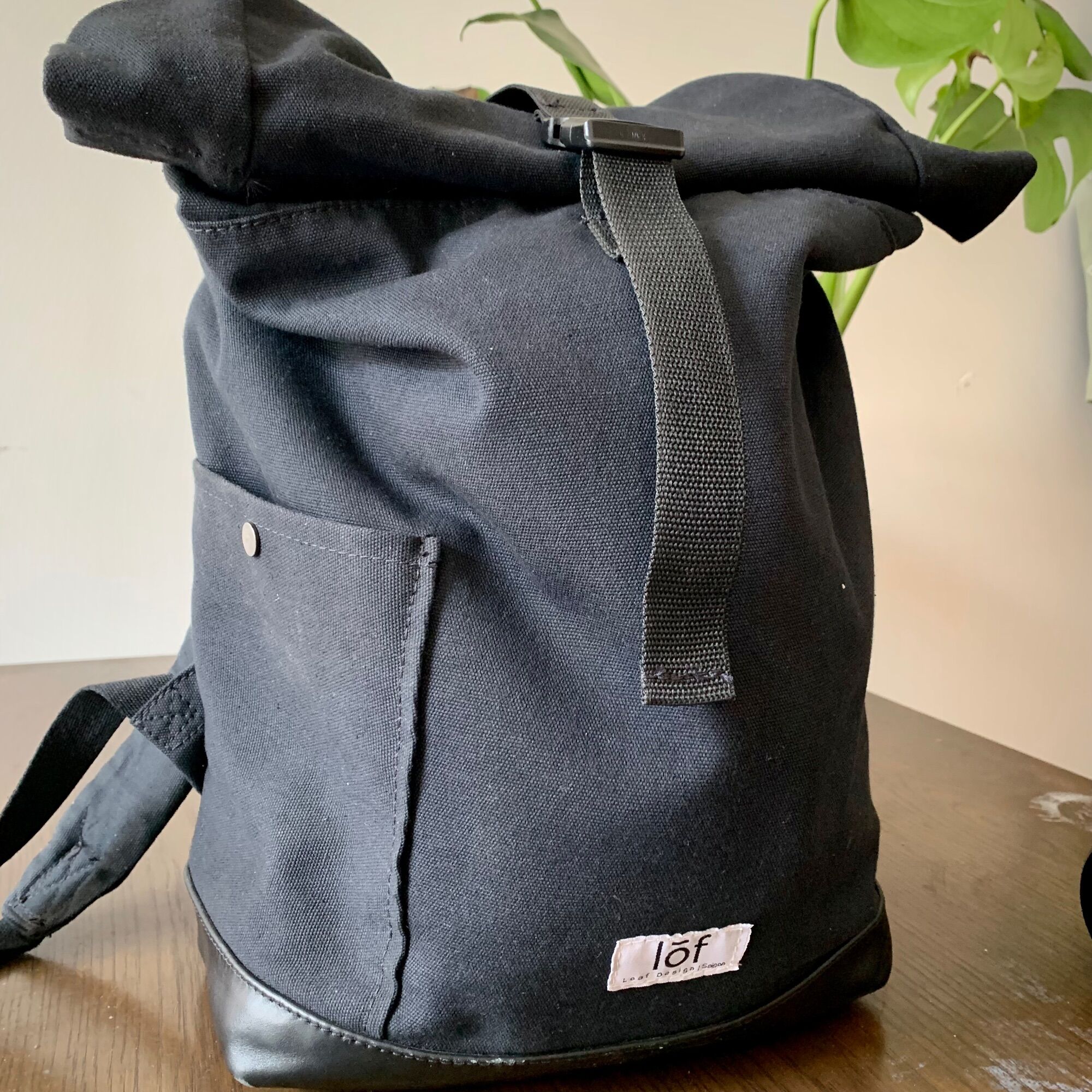 Balo nắp cuộn Loaf design / Balo rolltop Made in Saigon