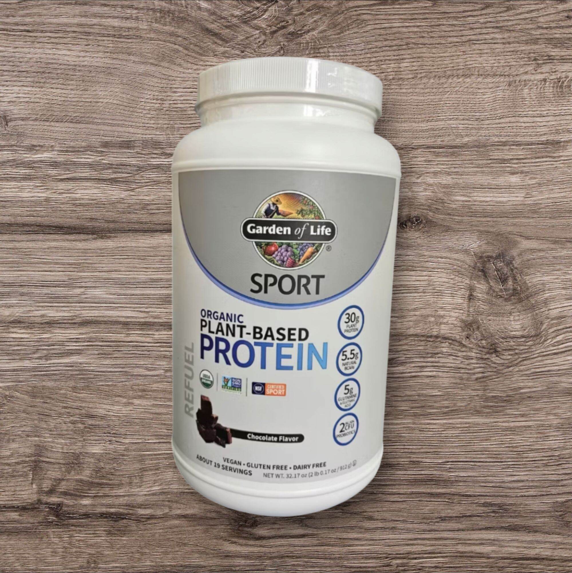 BỘT ĐẠM HỮU CƠ THỂ THAO & ĐỀ KHÁNG PROBIOTICS - THUẦN CHAY Garden of Life - Organic Plant-Based Sport Protein Powder, Gluten & Dairy Free, Non GMO, VỊ SOCOLA, 840g (29.6 oz)