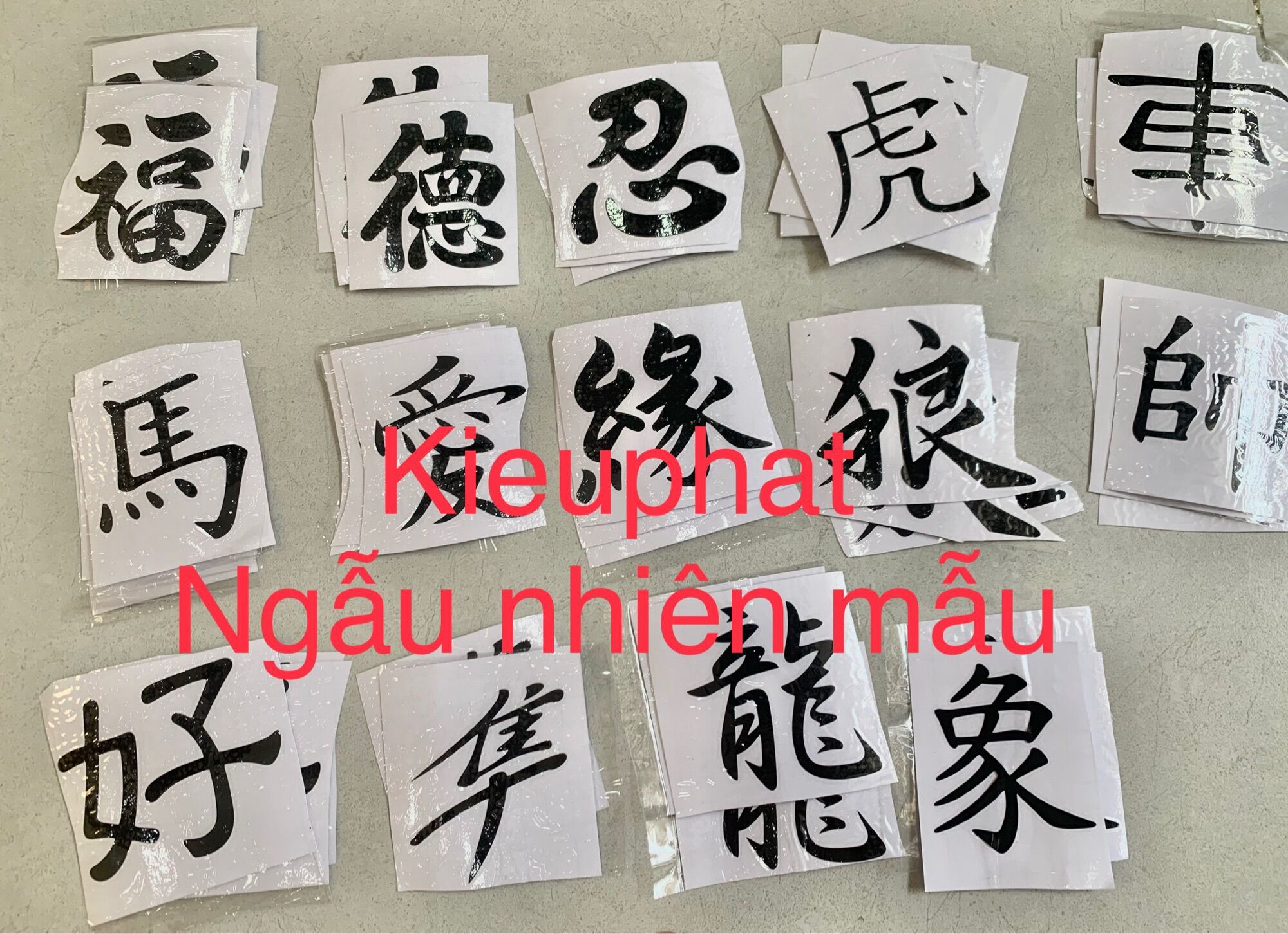 Tem decal chữ tàu dán xe máy giá 2 tem