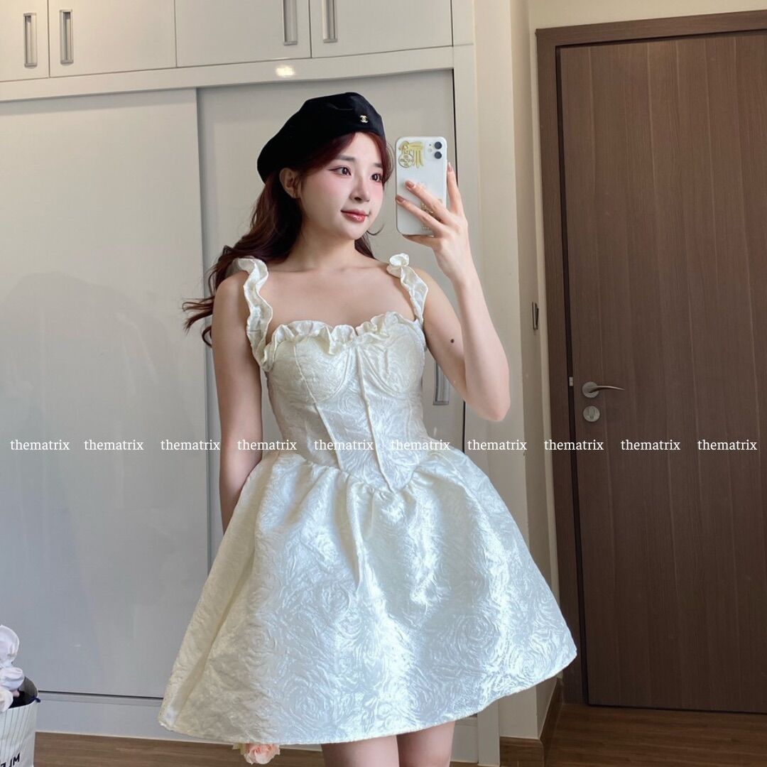 Váy gấm hoa hai dây (ảnh thật tự chụp)