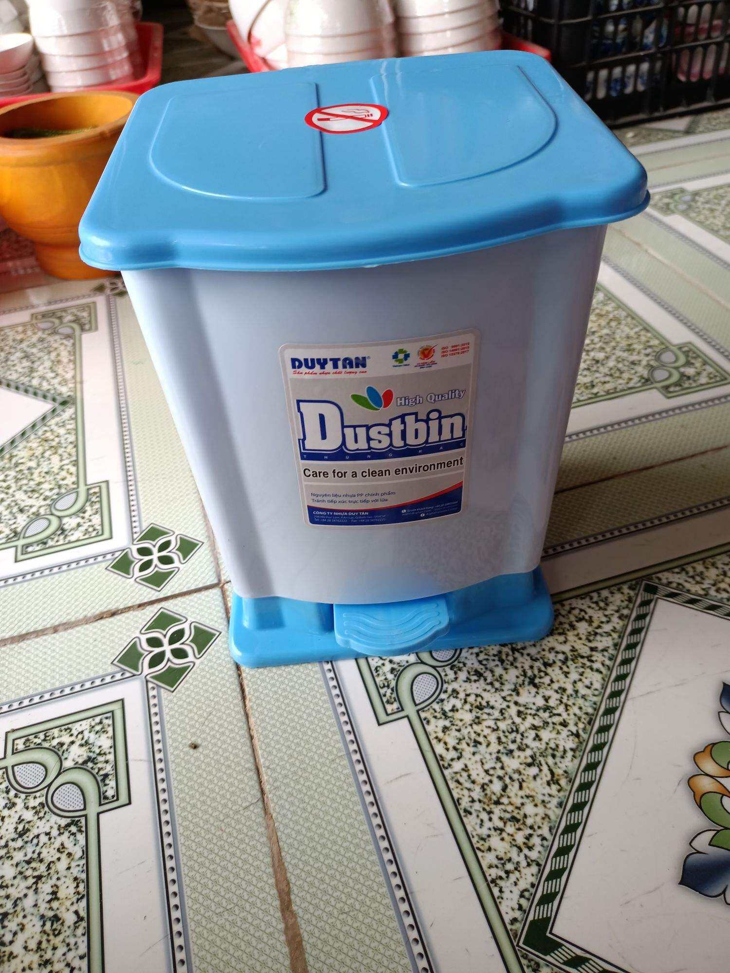 thùng rác đạp mini Duy Tân