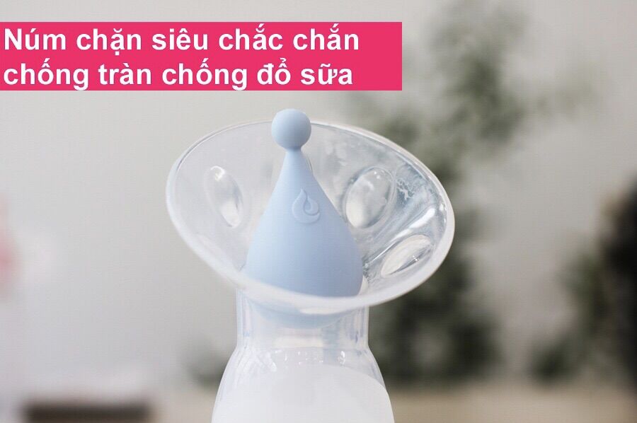 Cốc hứng sữa Silicone cao cấp Hichito Nhật Bản