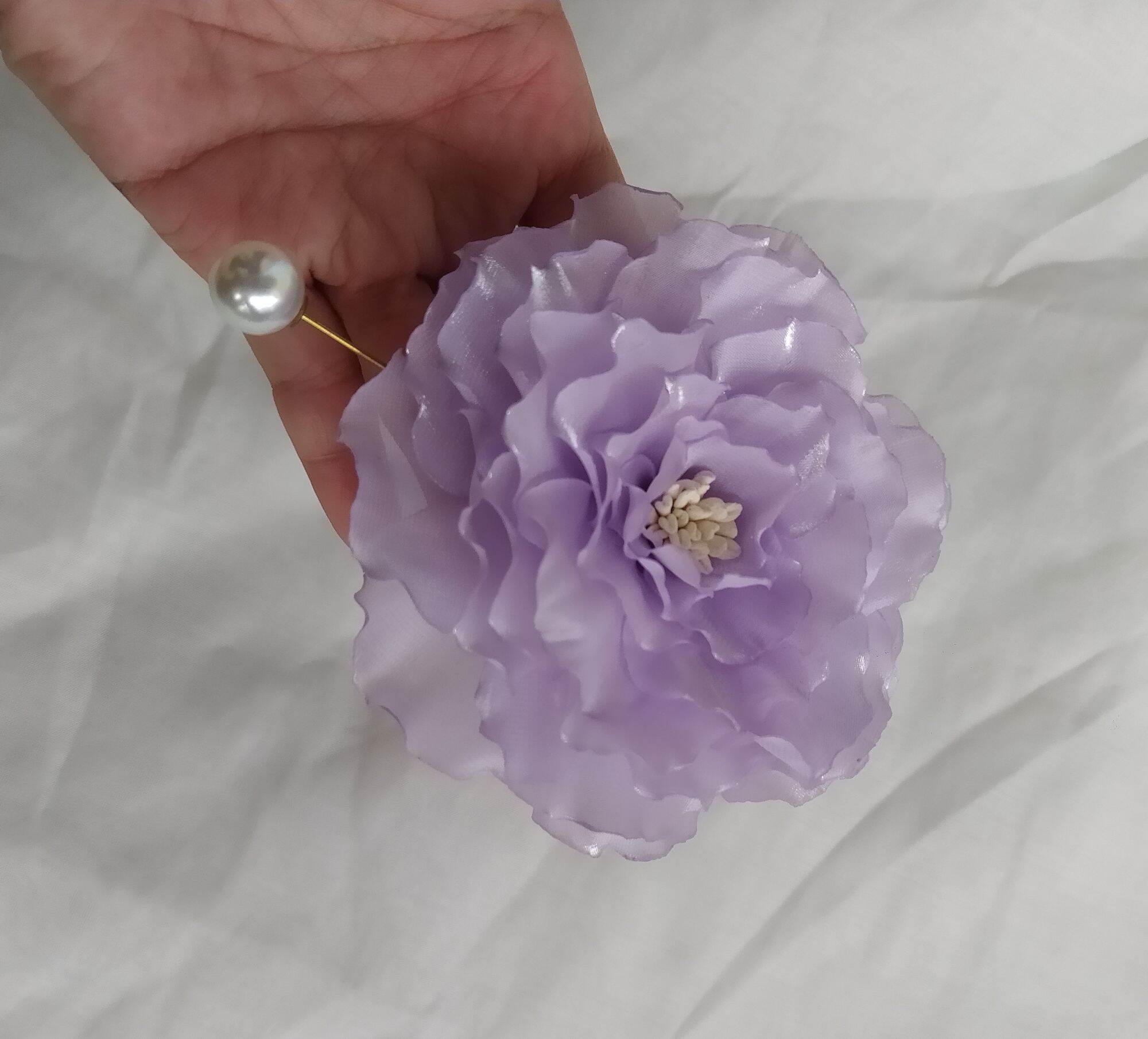 Hoa cài áo handmade Canto màu tím