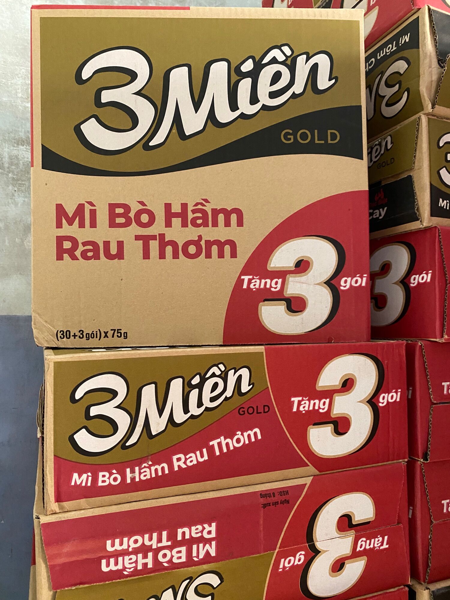 Thùng mì tôm 3 miền gold vị bò hầm rau thơm 30gói