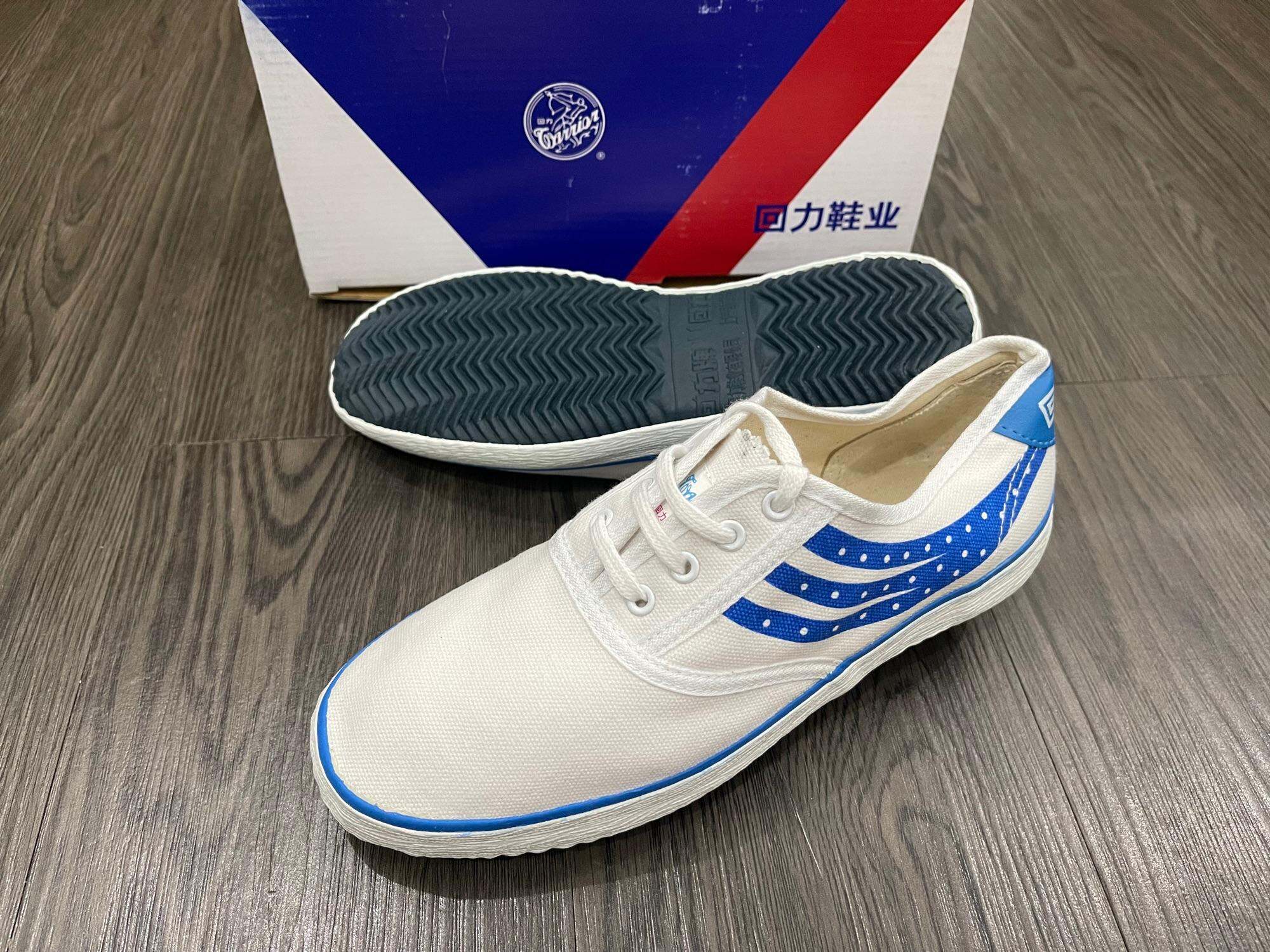 Giày bata phủi Warrior chính Hãng siêu bền.