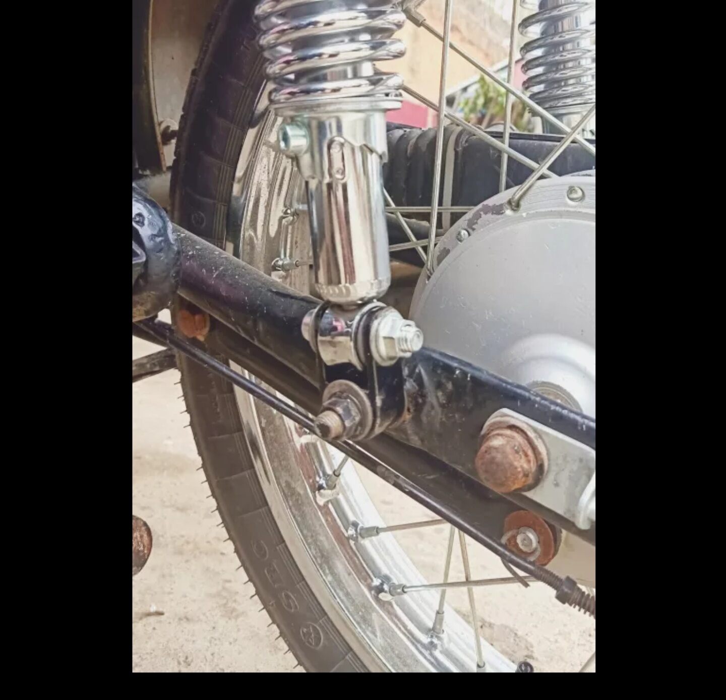 Bộ nâng phuộc sau xe máy