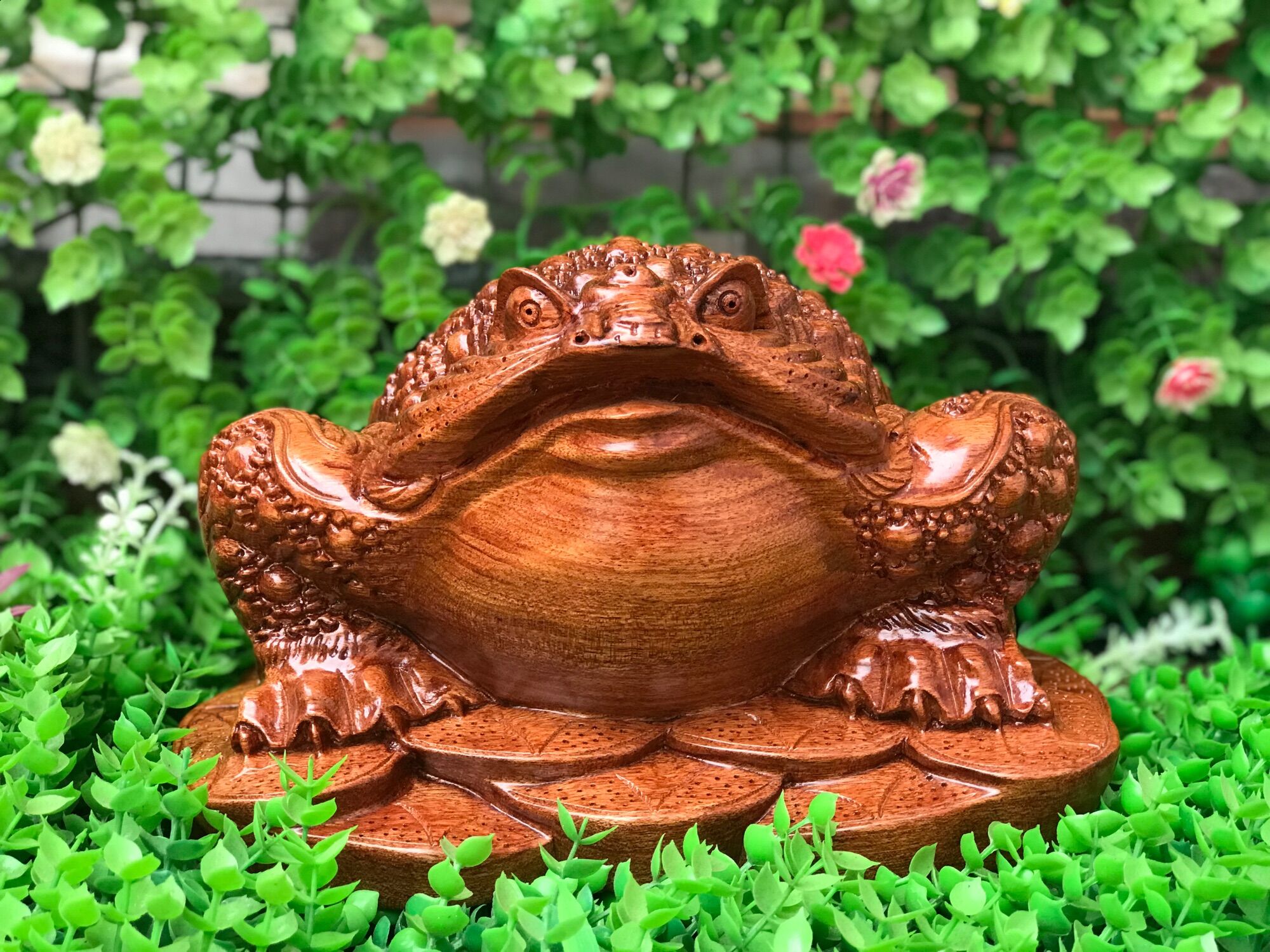 Tượng thiềm thừ phong thủy gỗ hương đá , ngọc am