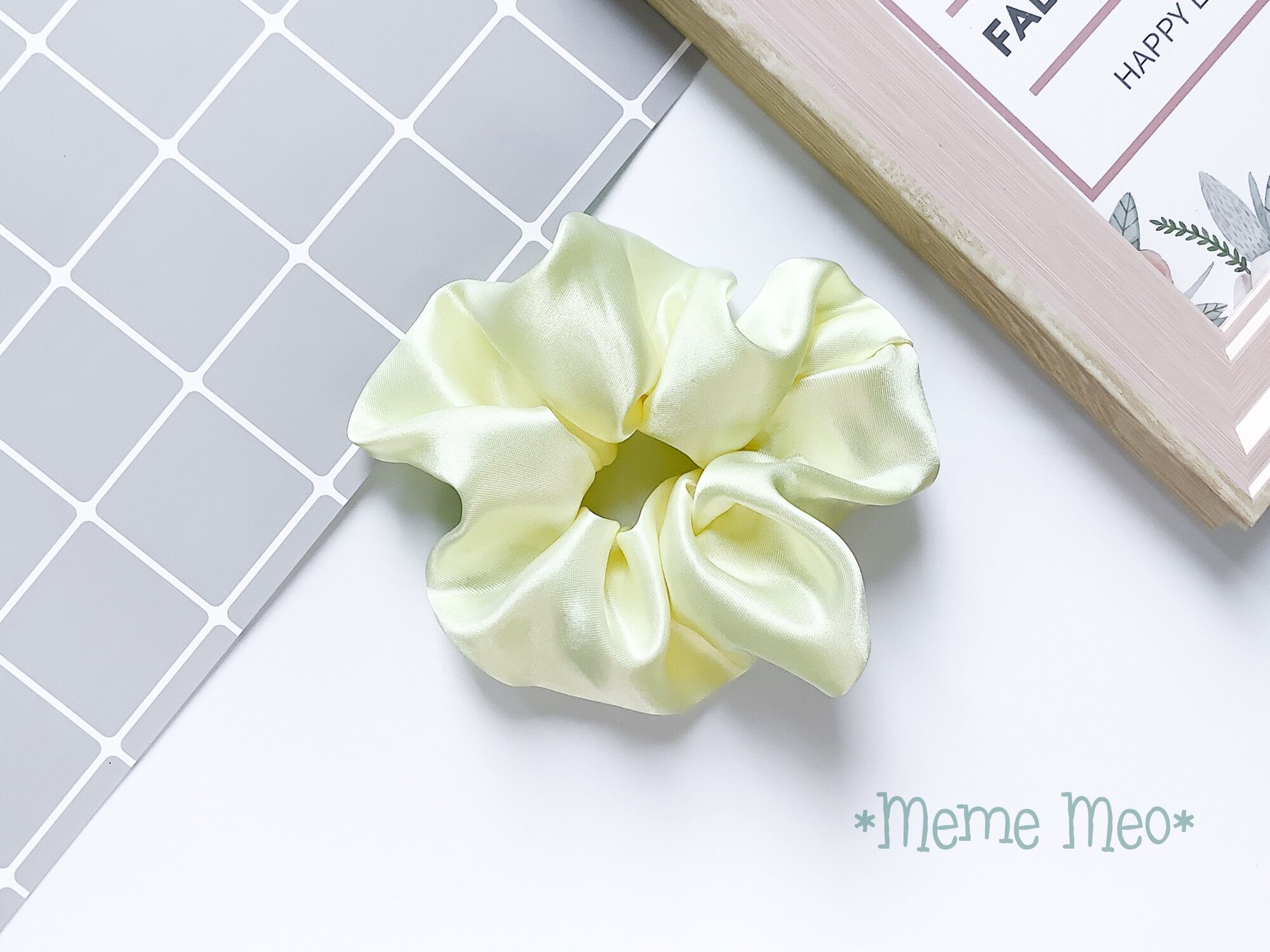 Scrunchies màu sắc, đồ cột tóc vải size trung