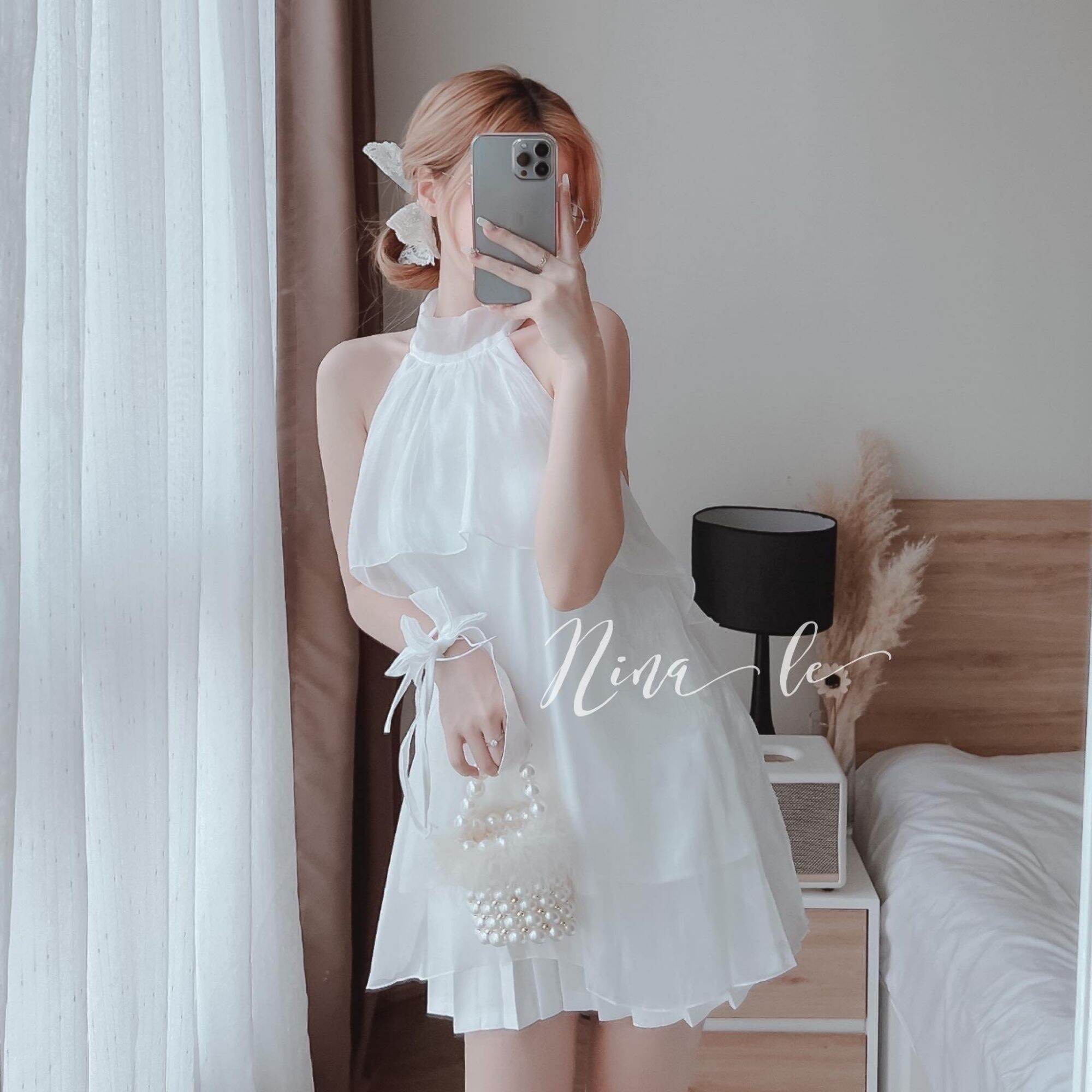 Sét Bộ Áo Cổ Yếm Kèm Quần Short