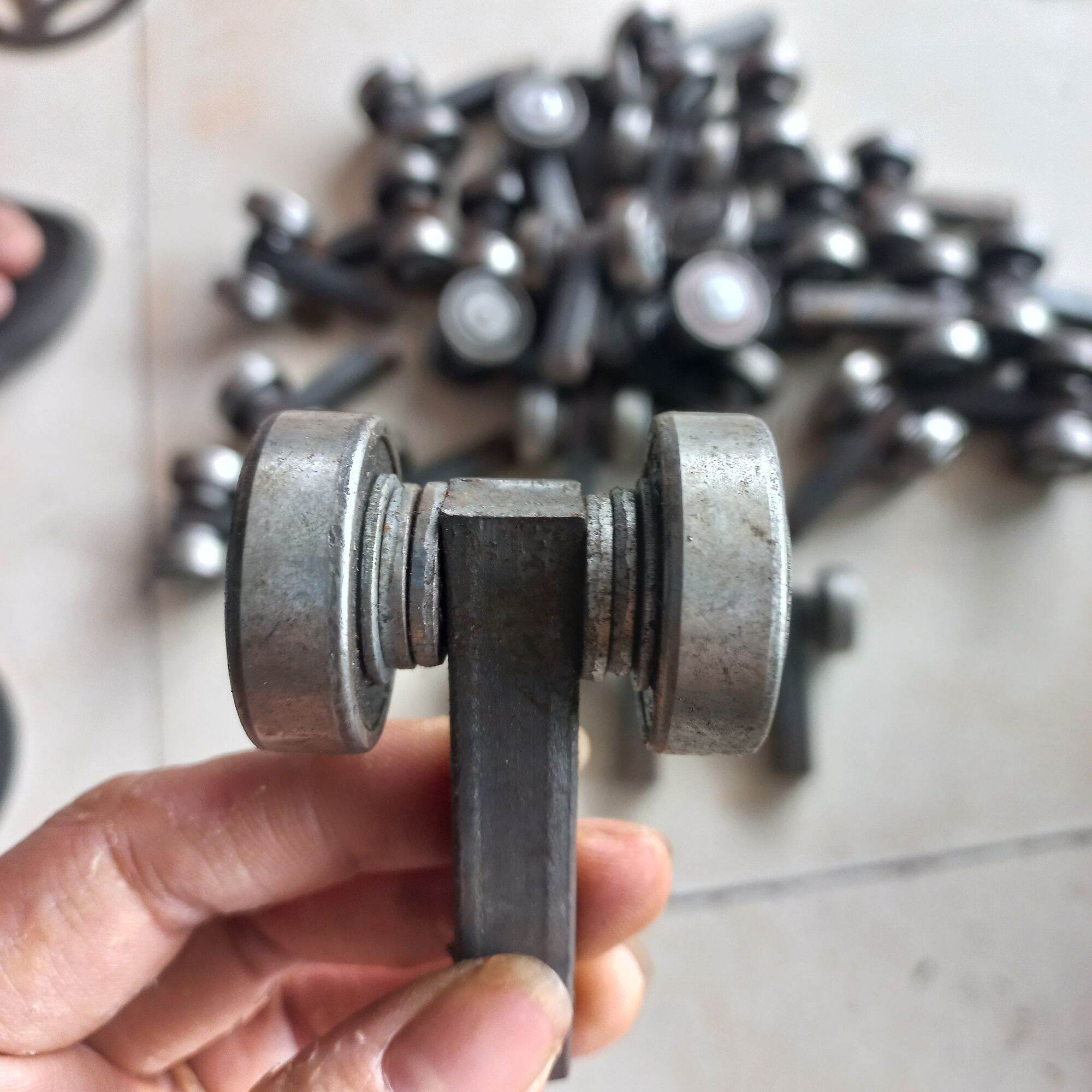 Bi treo cửa lùa, cửa xếp đk bánh 32mm