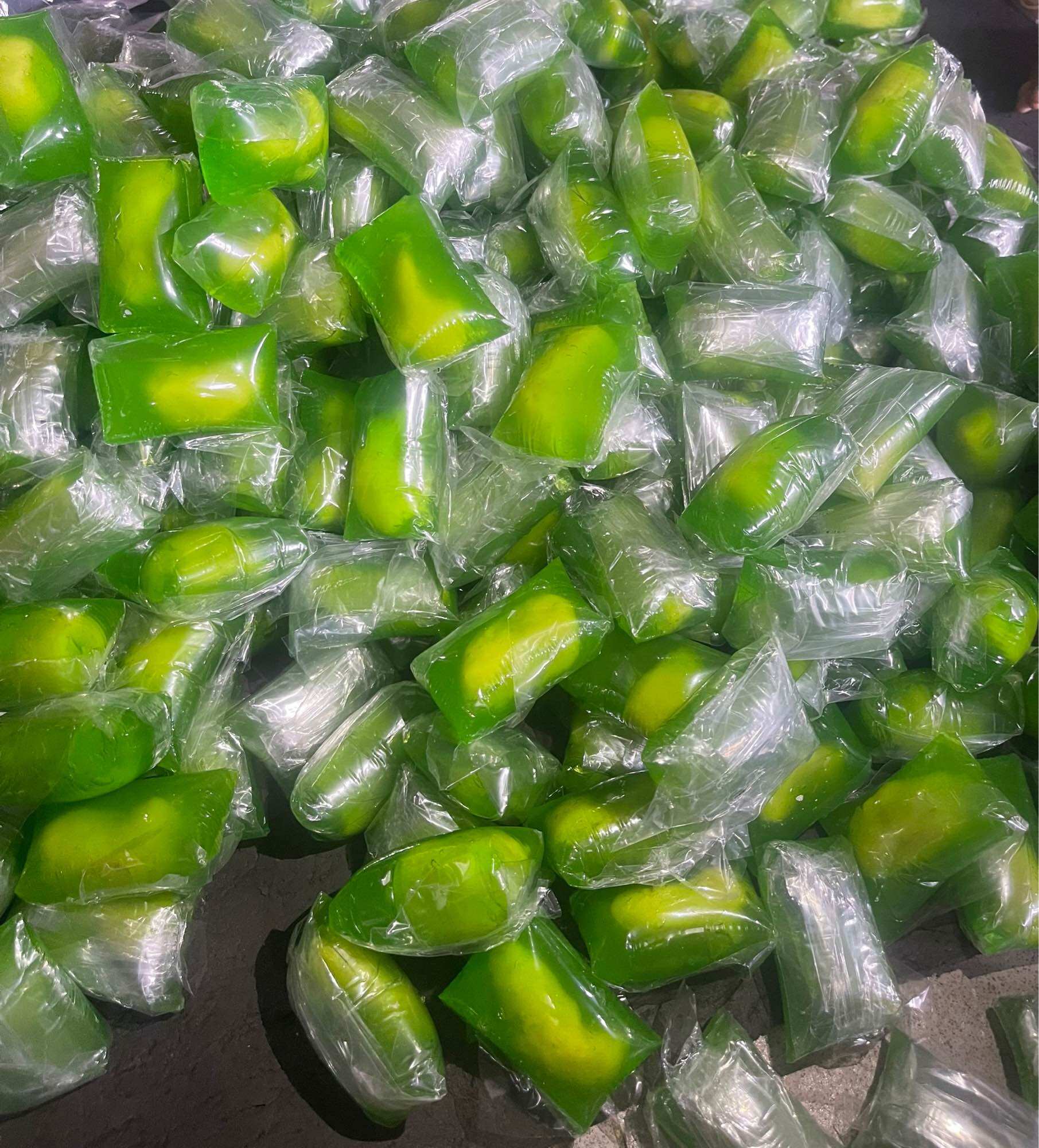 Bánh xu xê đậu xanh lớn đặc sản