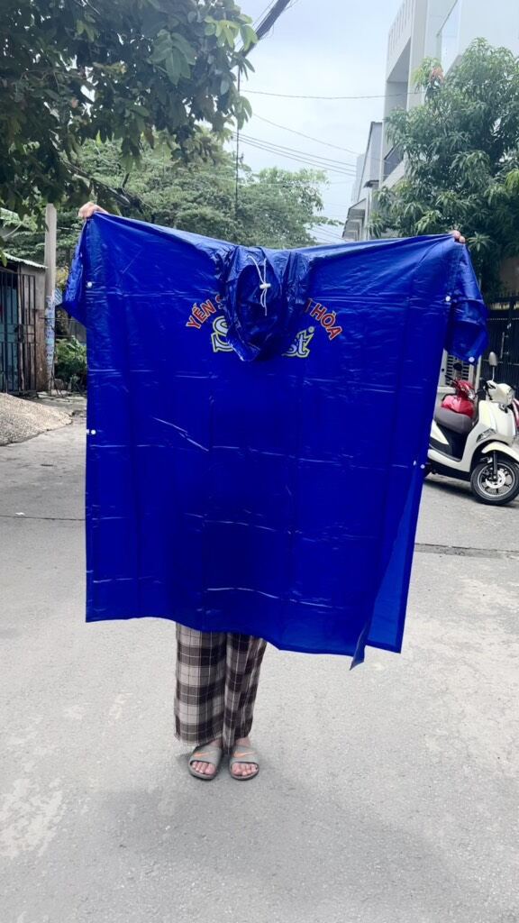 áo mưa cánh dơi