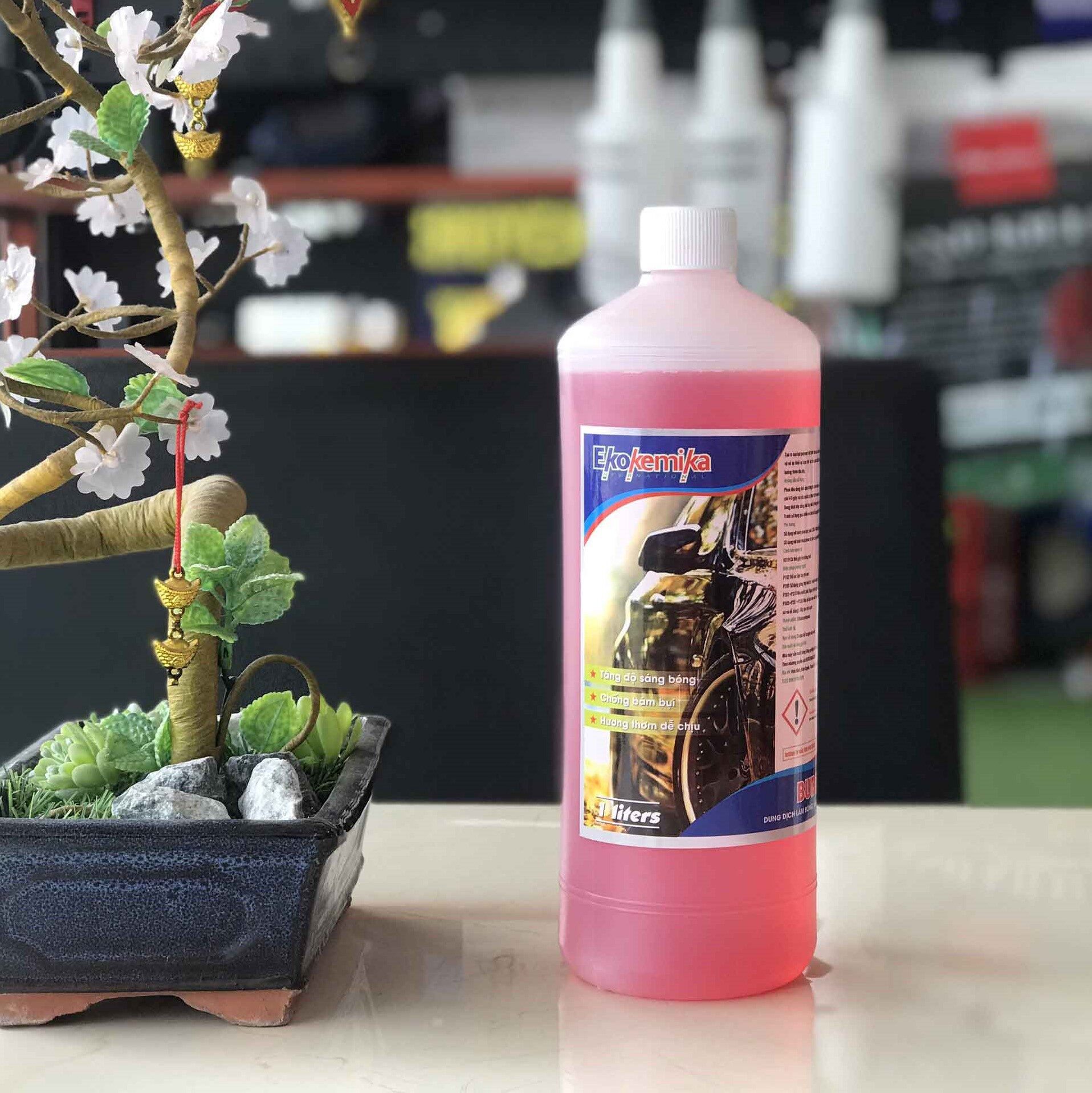 Dung dịch làm bóng, làm khô và bảo vệ thân xe bubble wax 1l - ekokemika