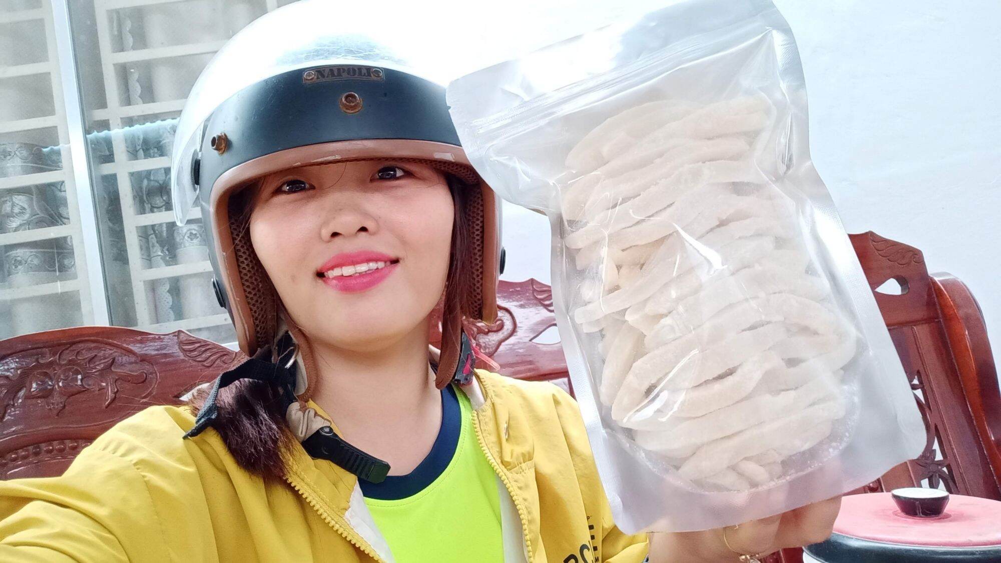 500gram Mứt Dừa Sáp Đặc Biệt Thơm Ngon