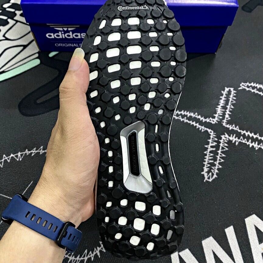 Giày Ultra Boost 4.0 đen nam nữ - meoraudinh