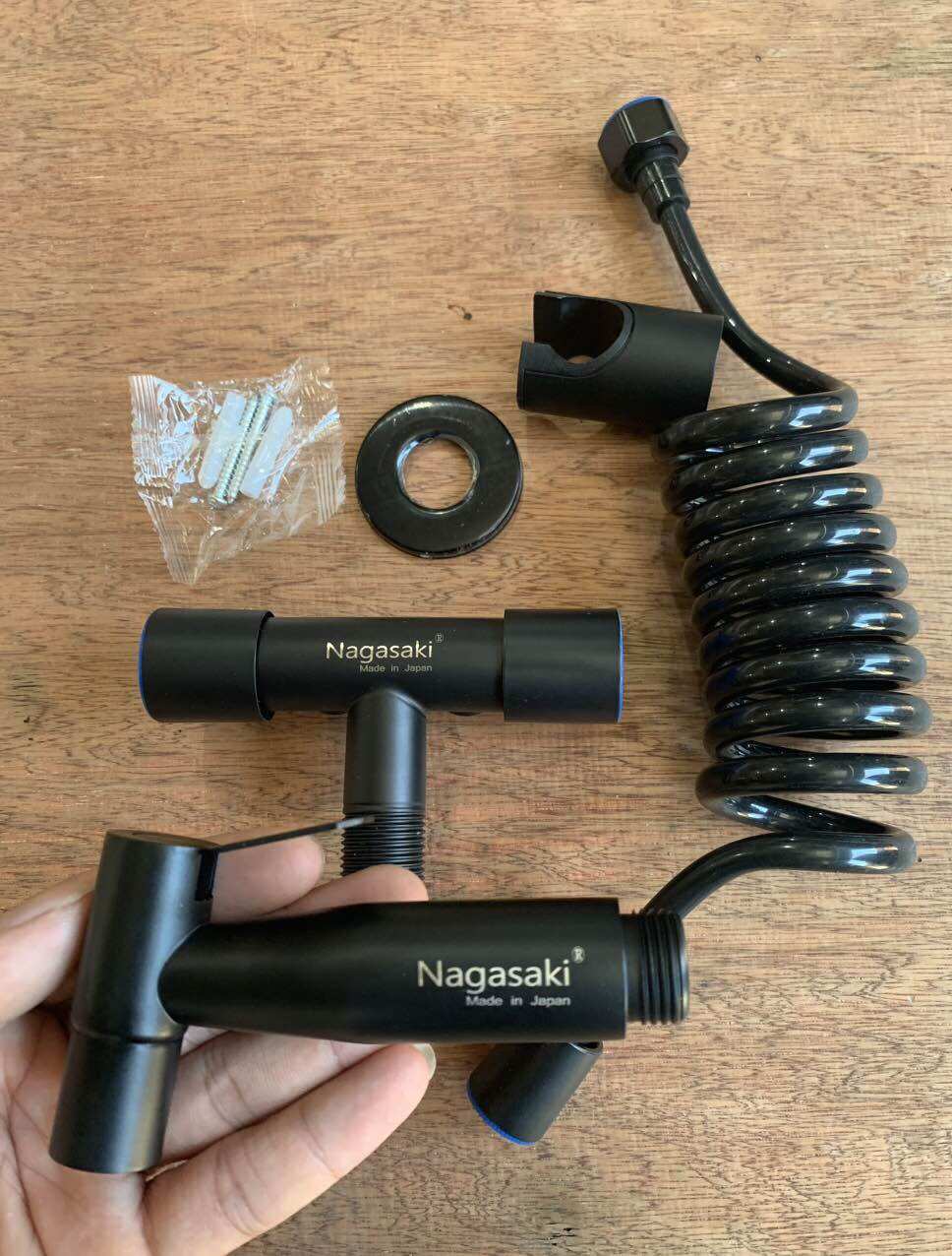 Bộ vòi xịt vệ sinh nagasaki