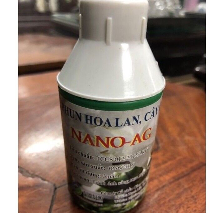 Nano bạc ,khang khuan và phong benh cho cây trồng