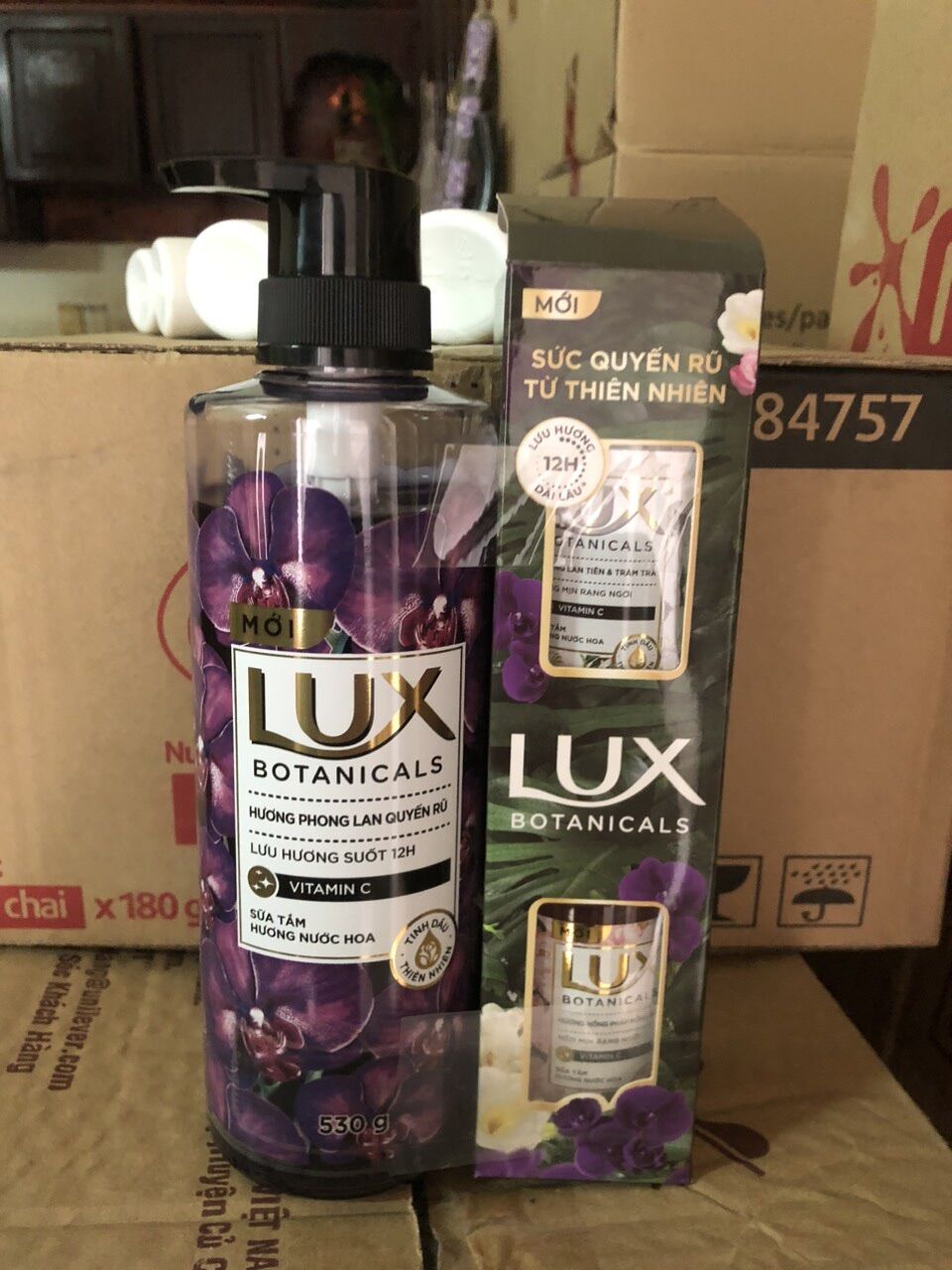Sữa Tắm Lux 570gr tặng chai 350gr