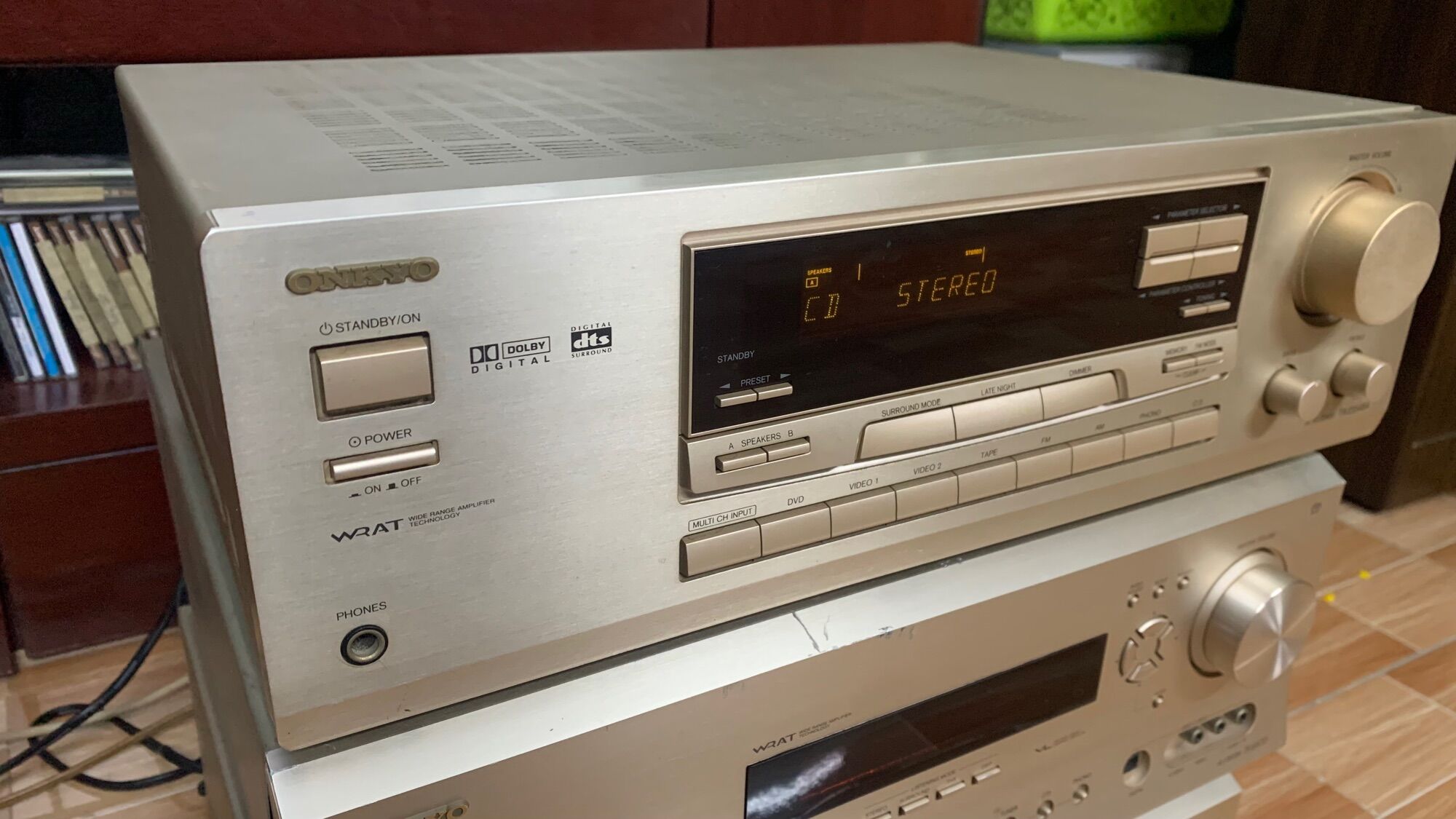 Amply Onkyo TX-DS484