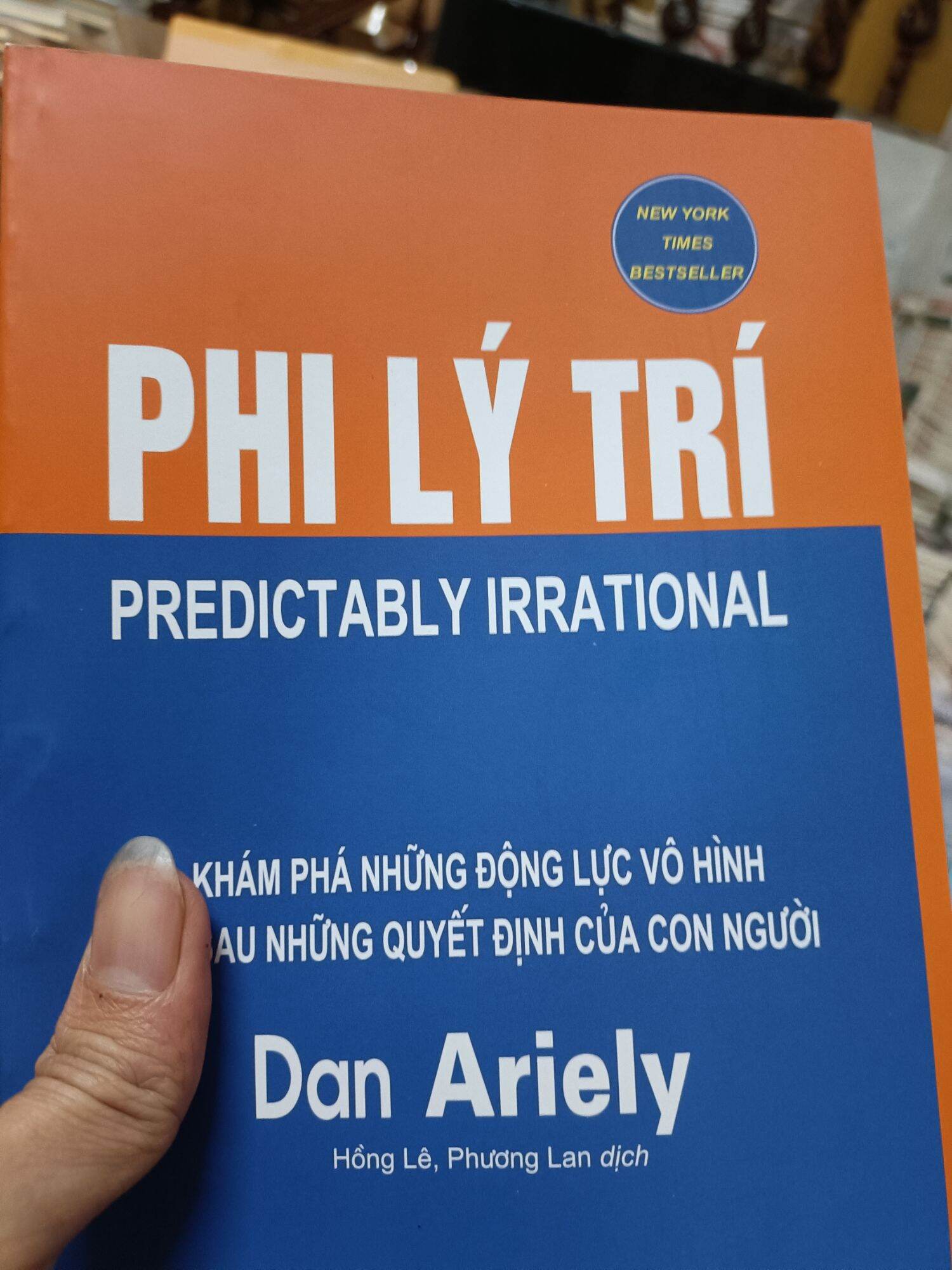 PHI LÝ TRÍ