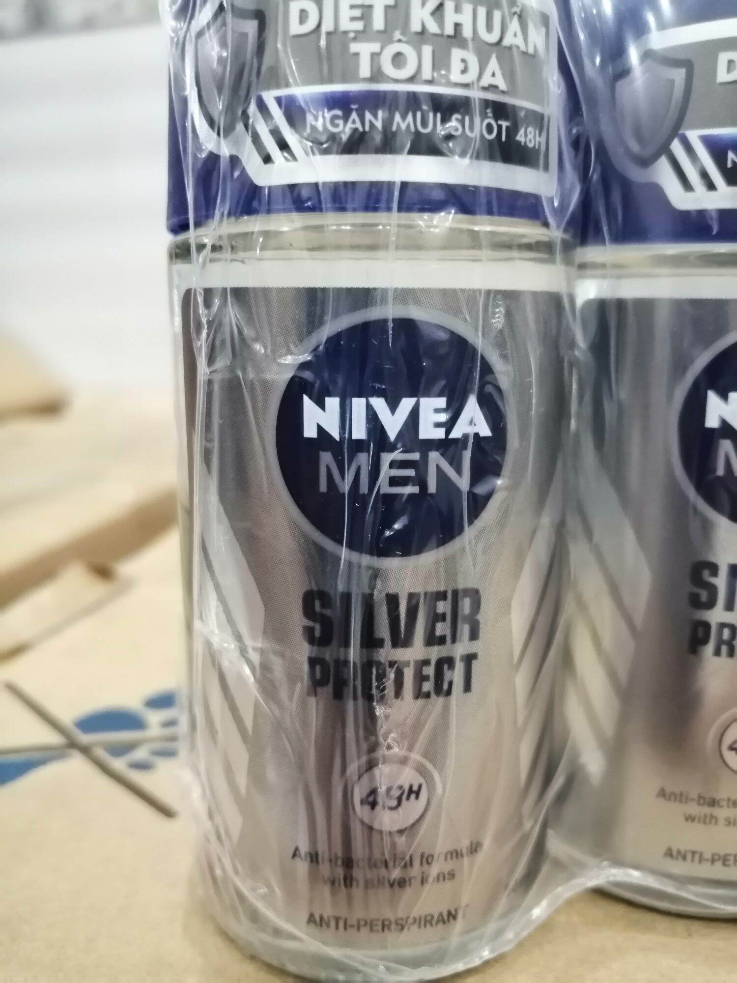 Lăn khử mùi NIVEA Men 50ml (phân tử bạc)