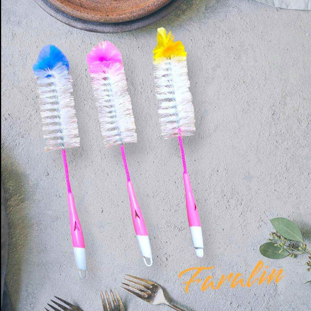 Cọ rửa xe máy và xe ôtô