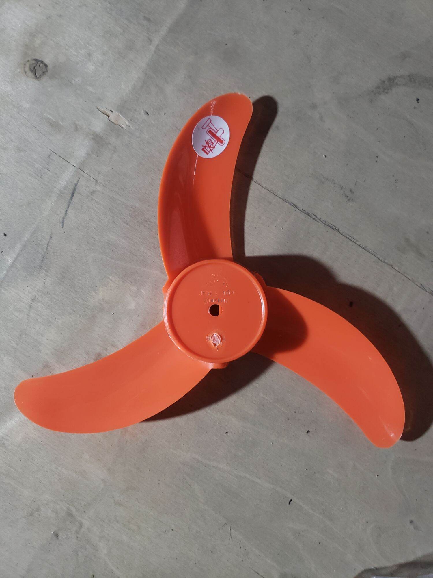 Cánh quạt nhựa 3 lá B3 (sải cánh 30cm) - Cam [Minh Tiến Plastic]