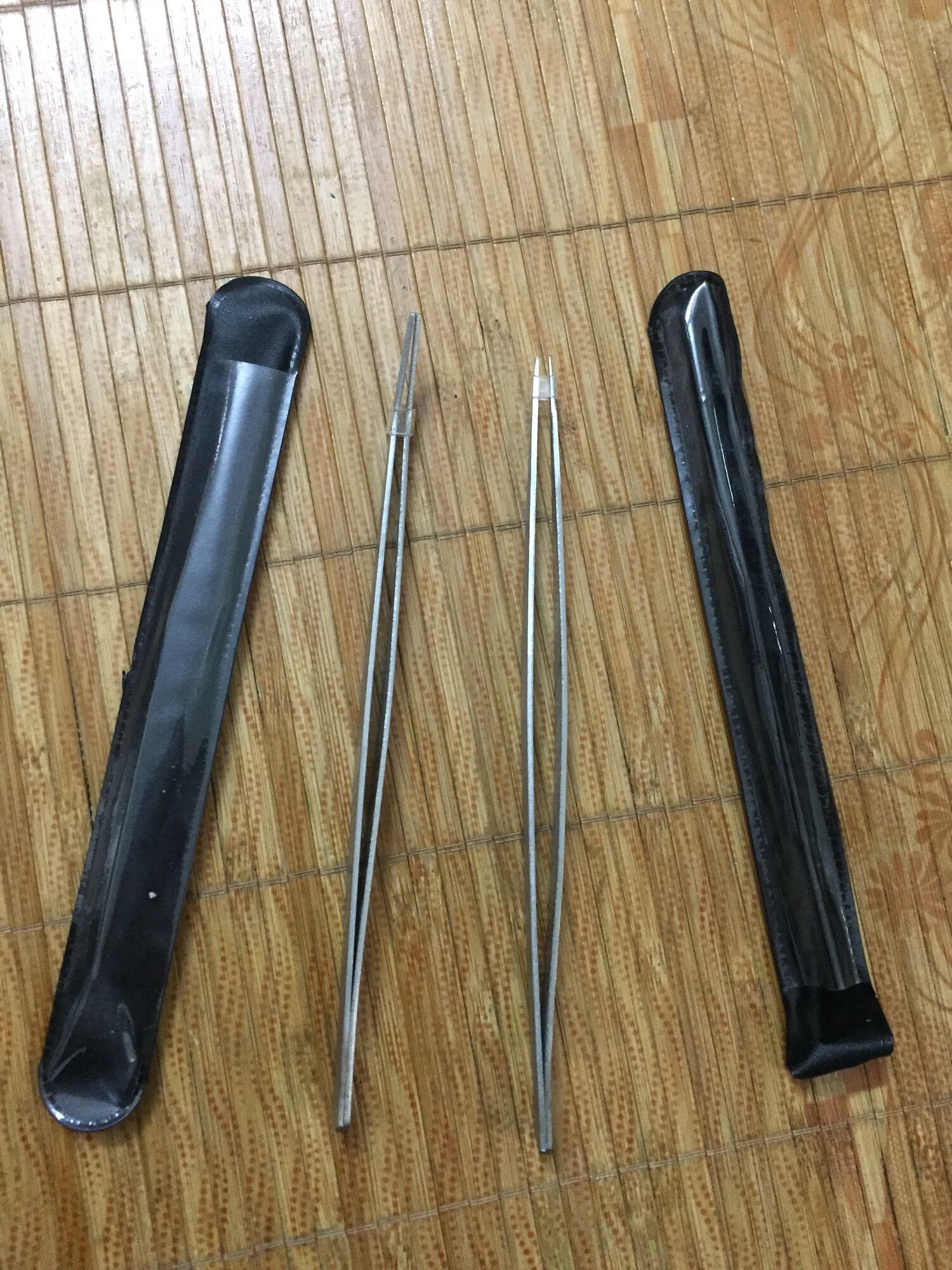 Nhíp gắp chỉ cong , thẳng dài