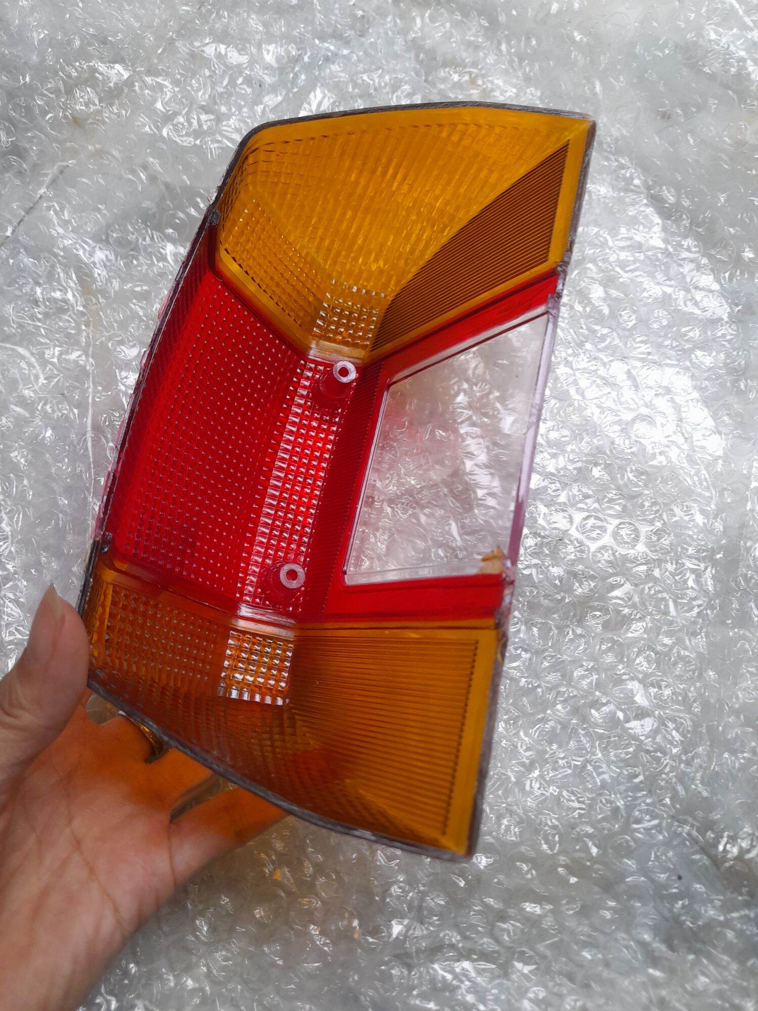 Chụp lái hay chụp đuôi sau xe Max II ( Max nhật)