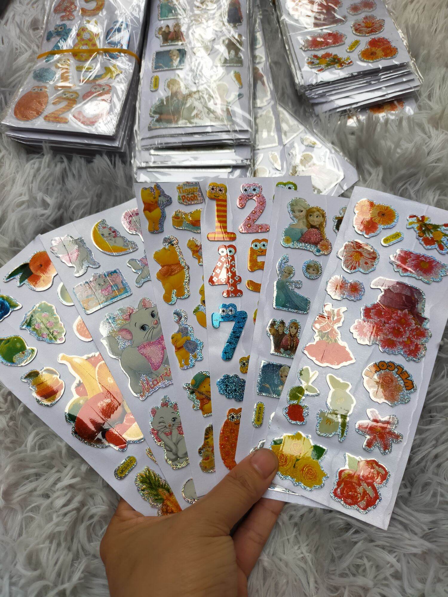 combo 10 tờ dán nổi sticker điện thoại đủ hình