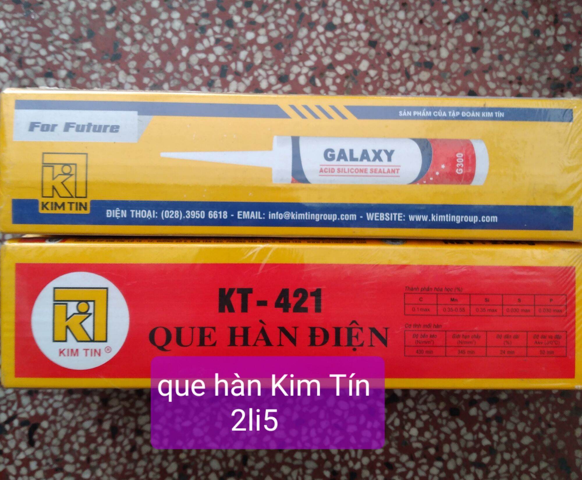 Que hàn điện kim tín 2li5. 1 hộp = 2.5kg